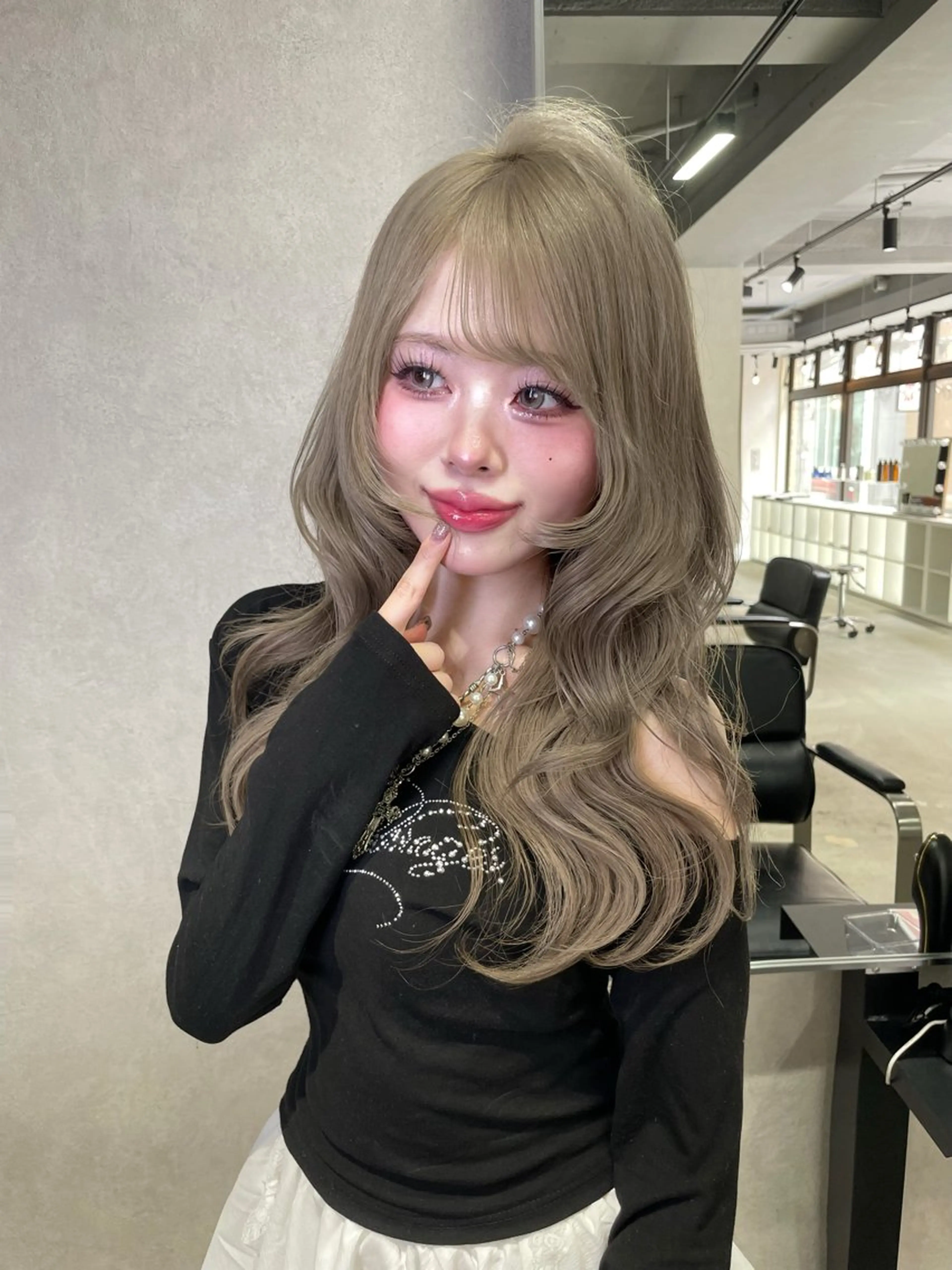 ロング トレンドスタイル/ ワンホン/YURIのヘアスタイル