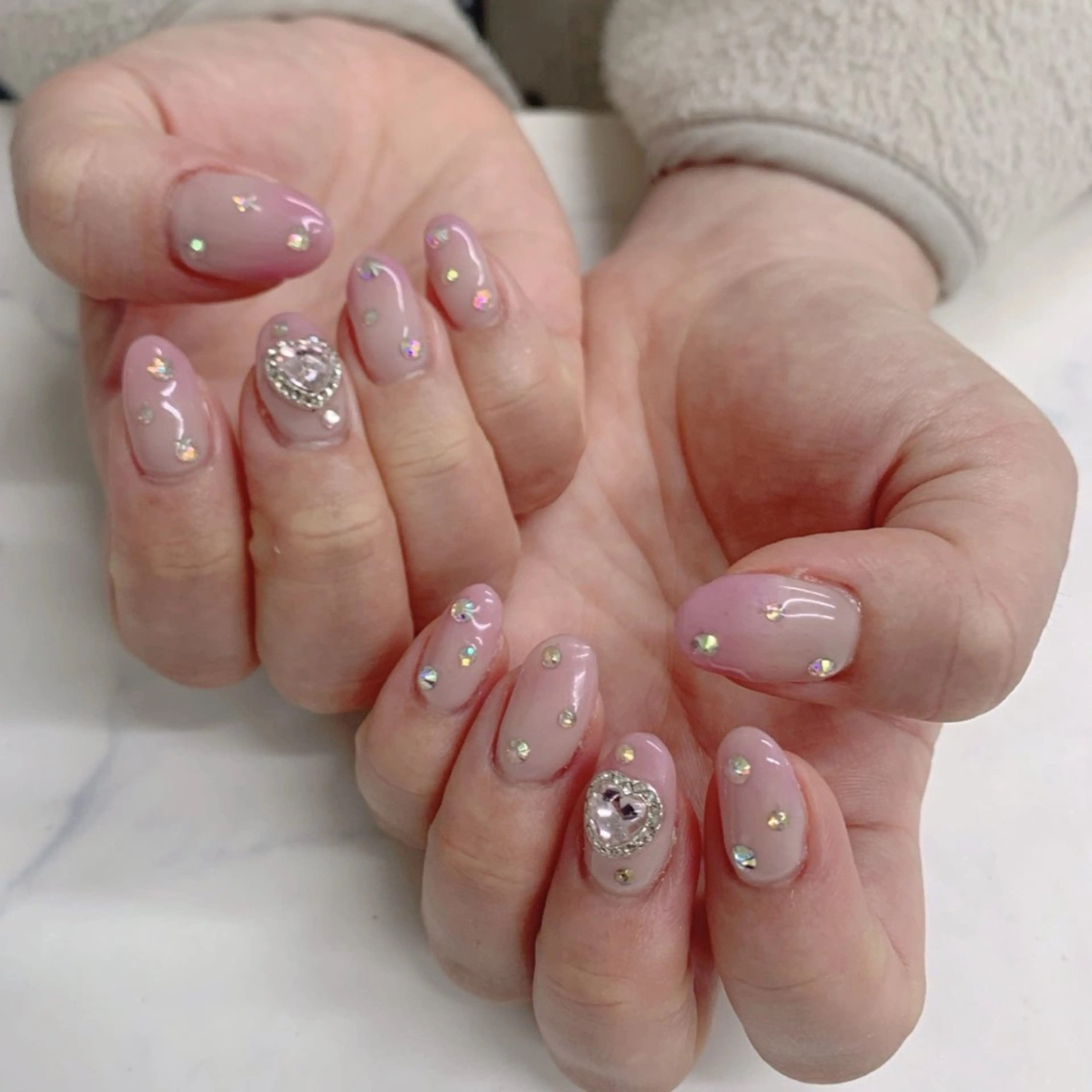 ネイル メンズネイル ニュアンスネイル ハンドネイル ハンドケア Beauty Salon Ace（ネイルサロン　エース）所属・フィルイン専門店 Aceのネイルデザイン