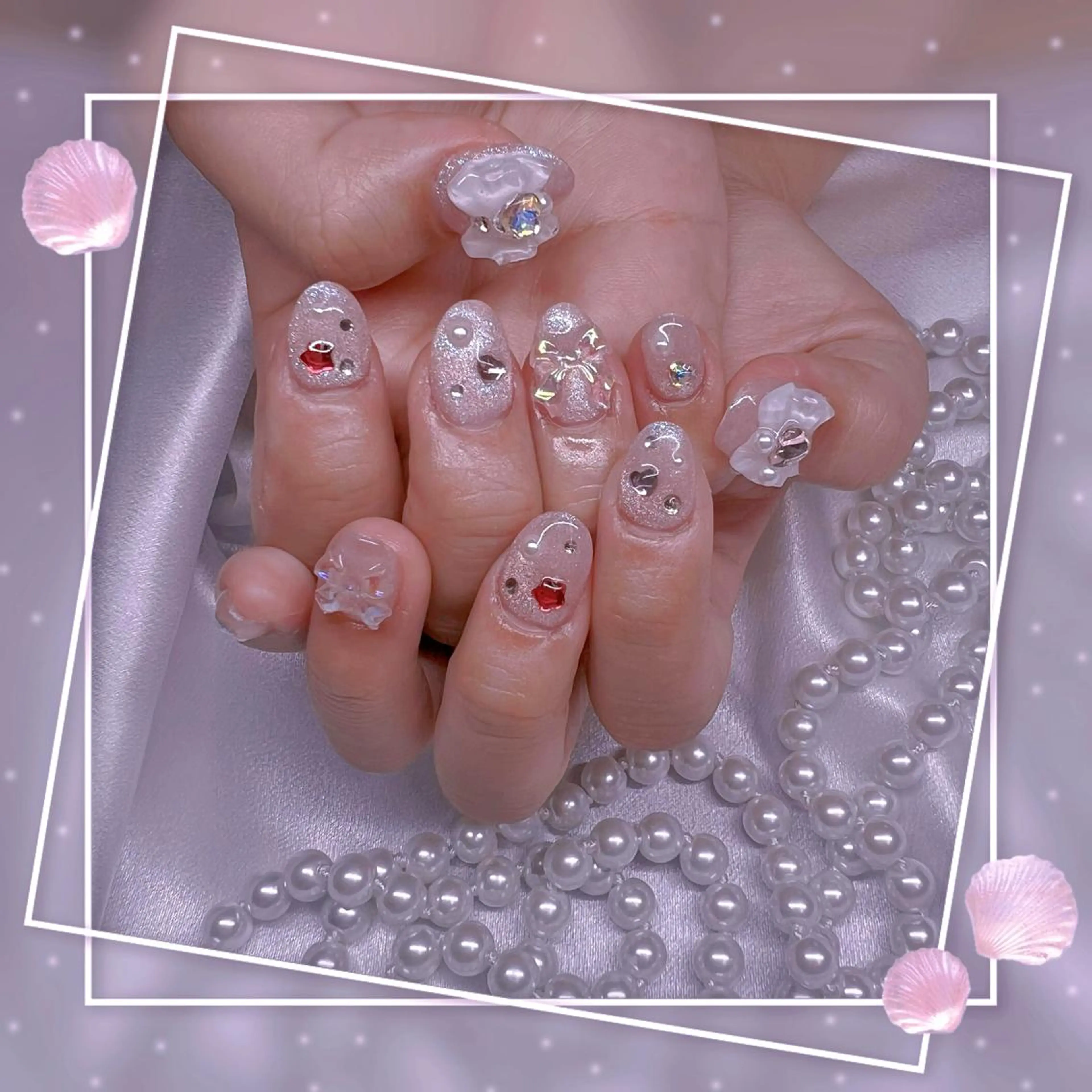 ネイル フレンチネイル キラキラネイル 韓国ネイル マグネットネイル マグネットフレンチ Chill Nailsalonのネイルデザイン