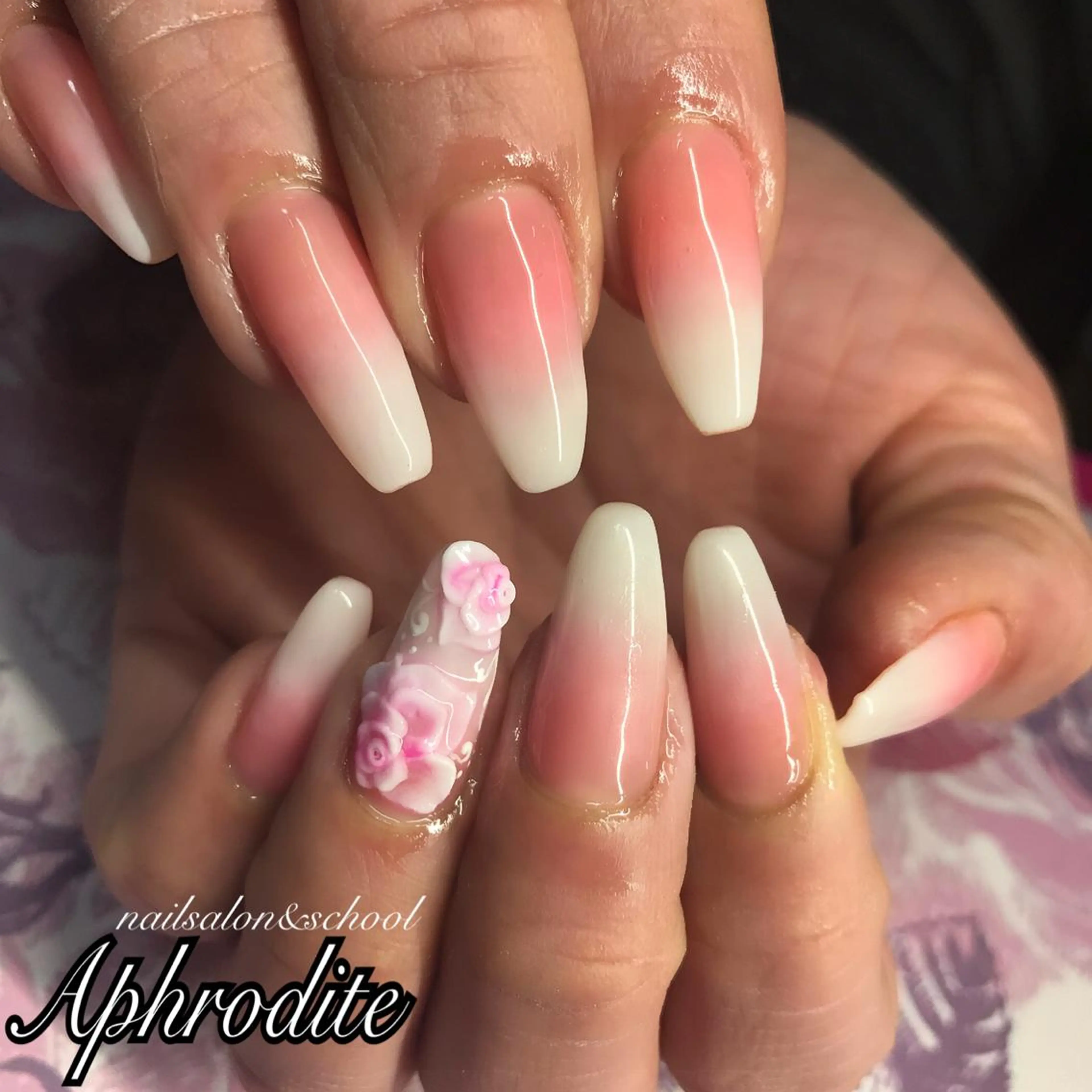 ネイル アートネイル ジェルネイル APHRODITE Nagisaのネイルデザイン