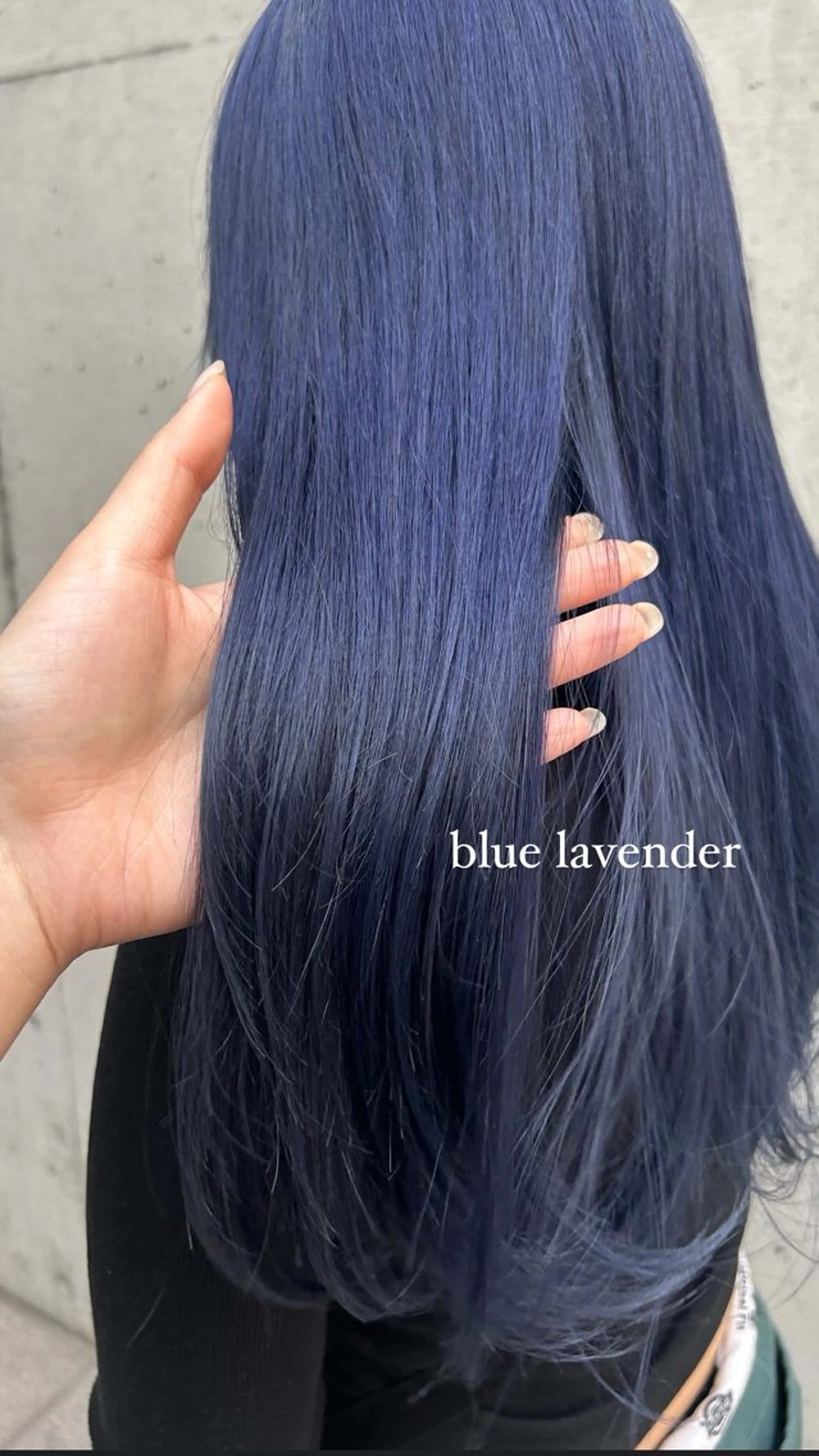 ロング カラー ミウラナツサ 🖤レイヤーカットのヘアスタイル