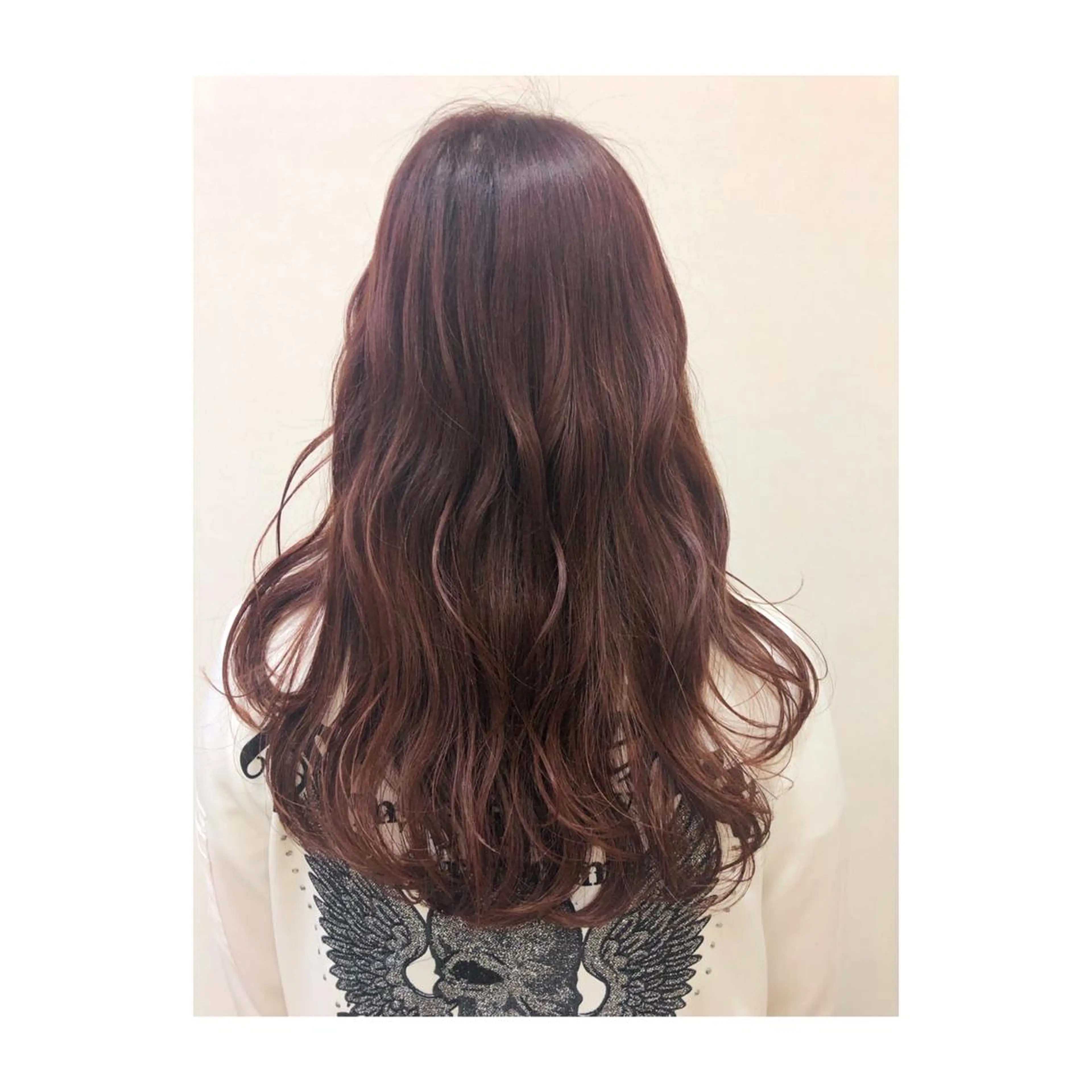 ロング カラー ピンクカラー カット ヘアカラー トリートメント 福島 雪華のヘアスタイル