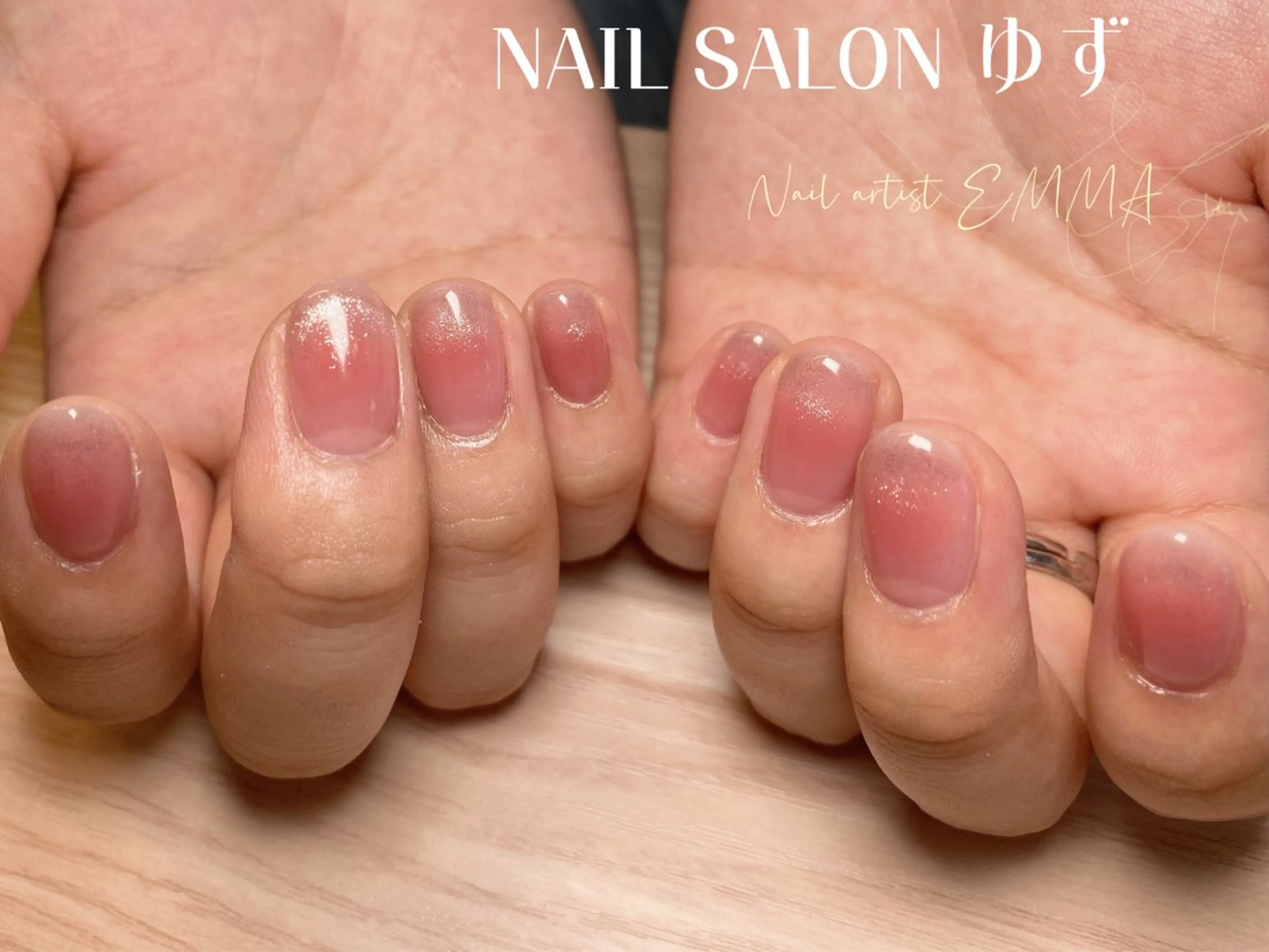 ネイル チークネイル フレンチネイル グラデーション 韓国ネイル ラメ(グリッター) ハンドネイル 商 小清のネイルデザイン