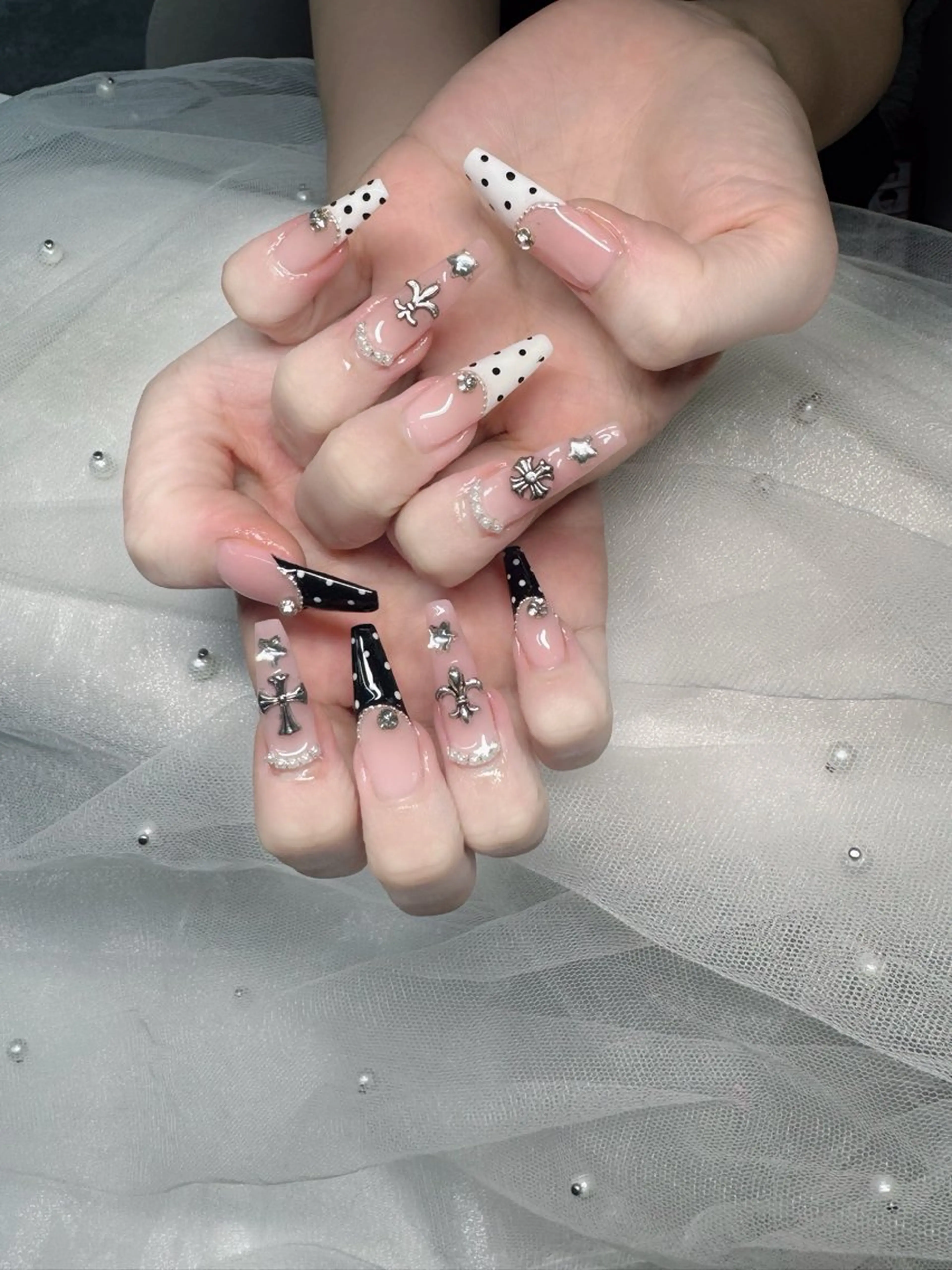 ネイル ハンドネイル RiNo Nail Salon所属・RinO Nail 大阪のネイルデザイン