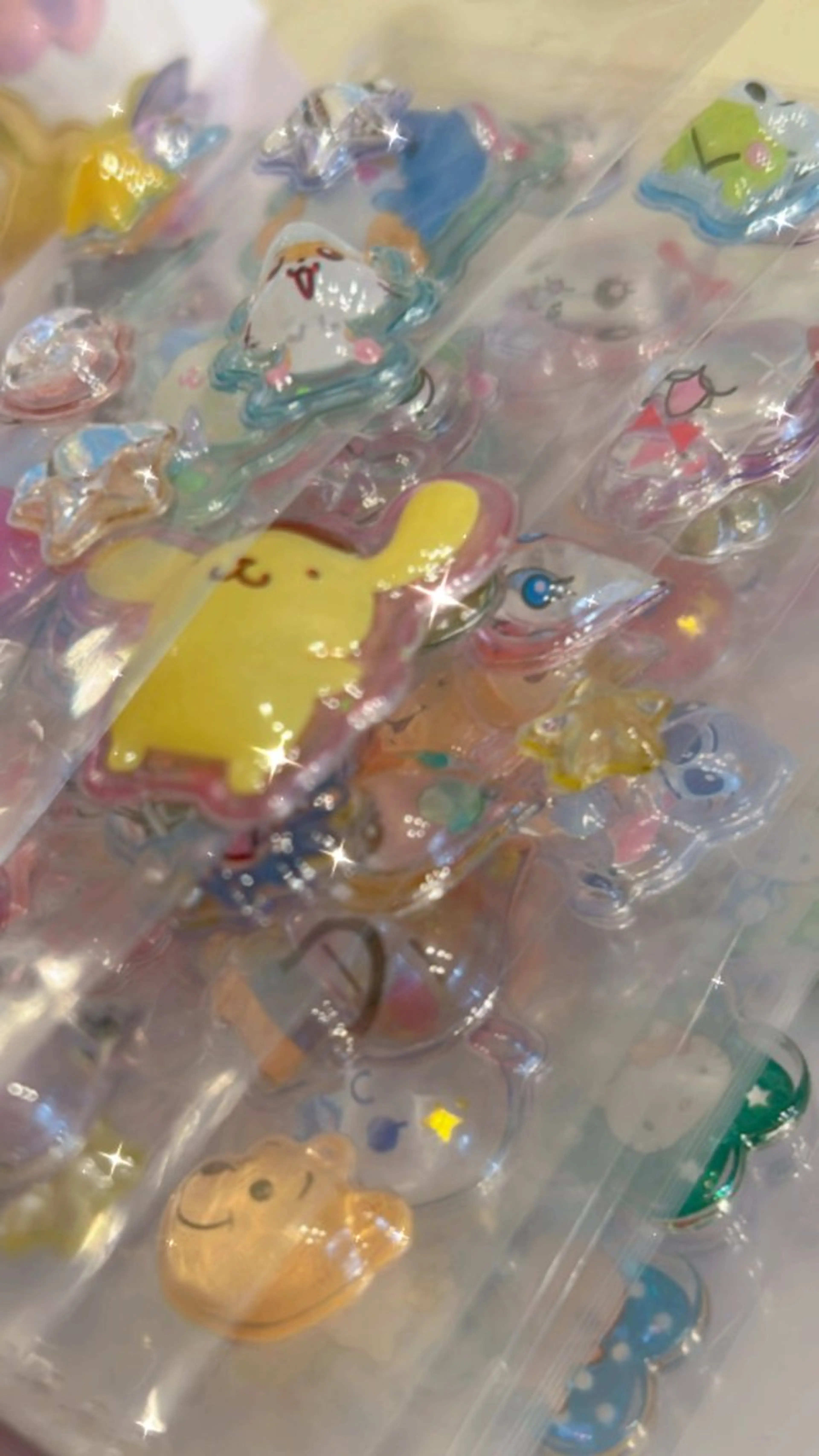 ボンボンドロップネイルしてくれる方いませんか？♡の写真