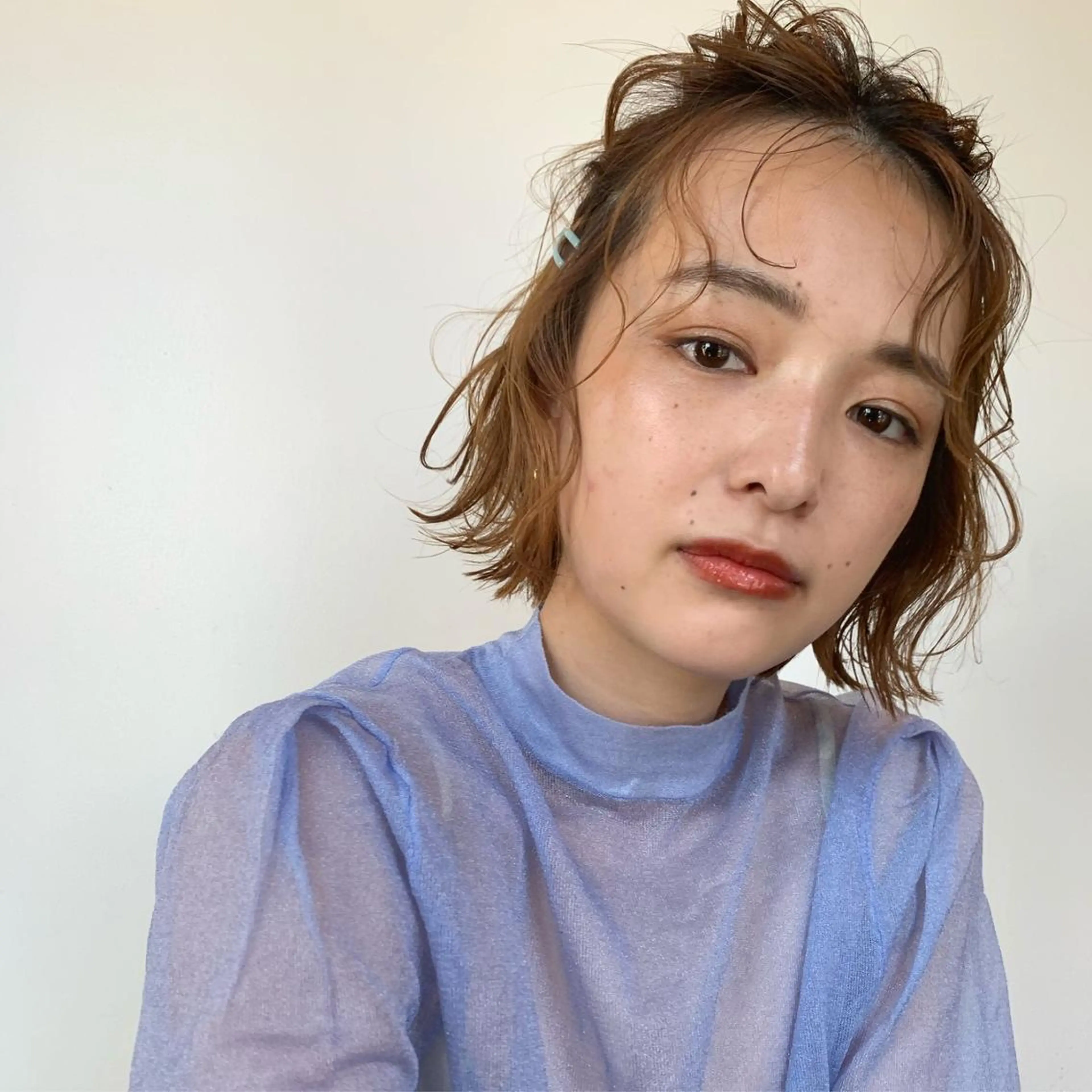 ミディアム カラー ヘアアレンジ ミディアムパーマ アクアカラー ダブルカラー グラデーションカラー ハイライトカラー 💝髪質改善💝_ chlom🌸春🌸のヘアスタイル