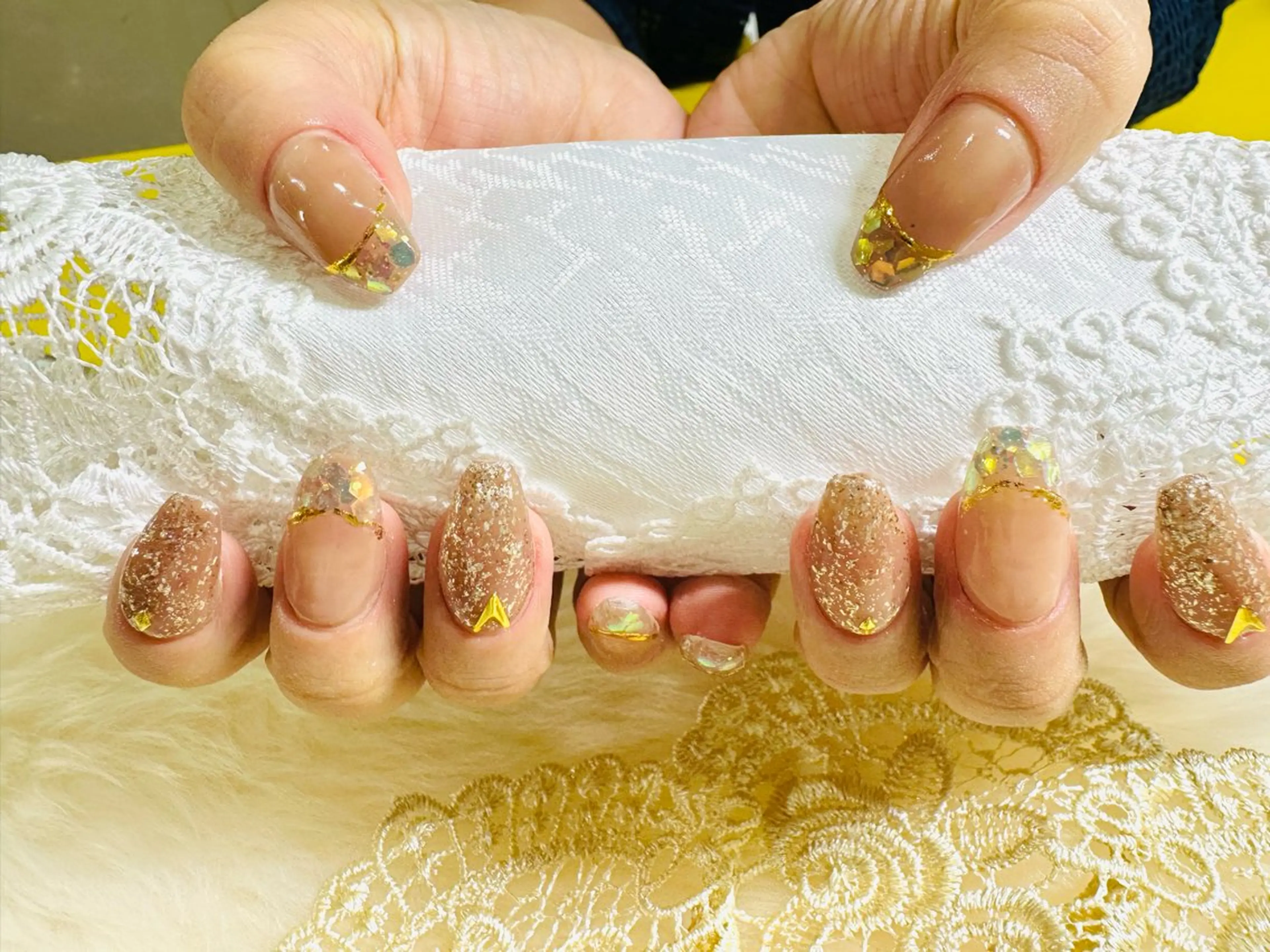 ネイル フレンチネイル ゴージャス Queenie nailのネイルデザイン