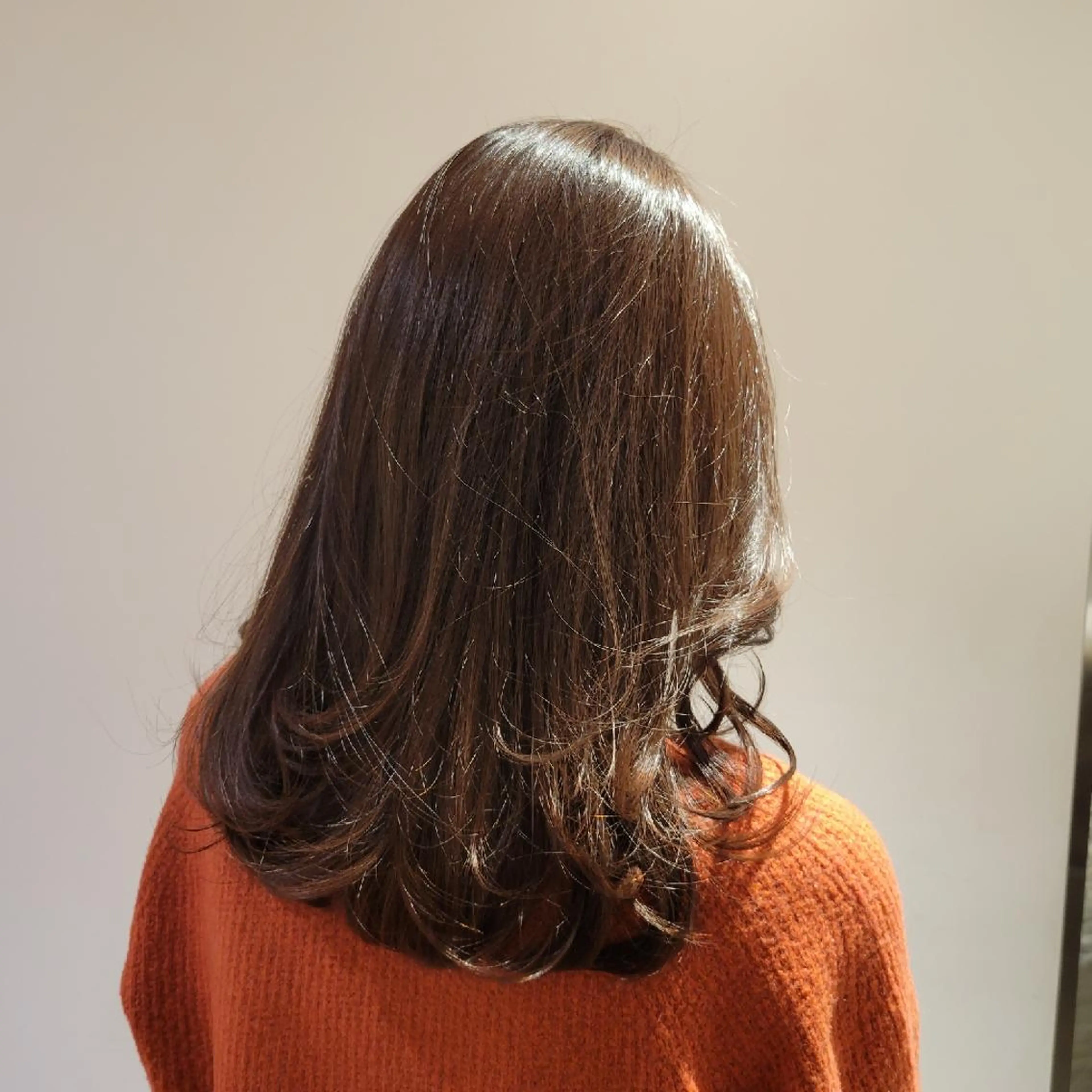 セミロング カラー ヘアカラー momo 🌷のヘアスタイル