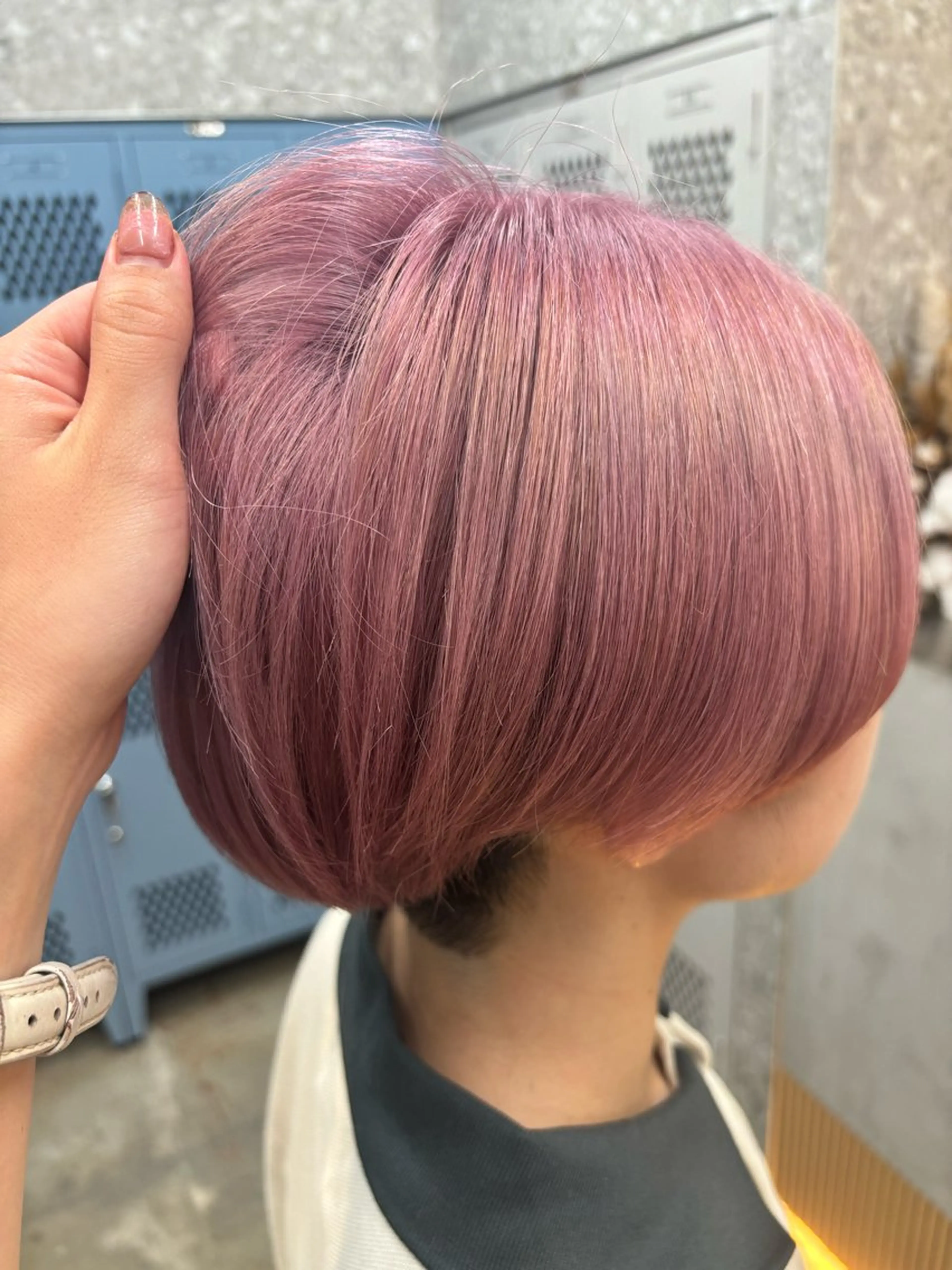 ショート カラー ハイトーン/ラベンダ ー/ユイナ🪄のヘアスタイル