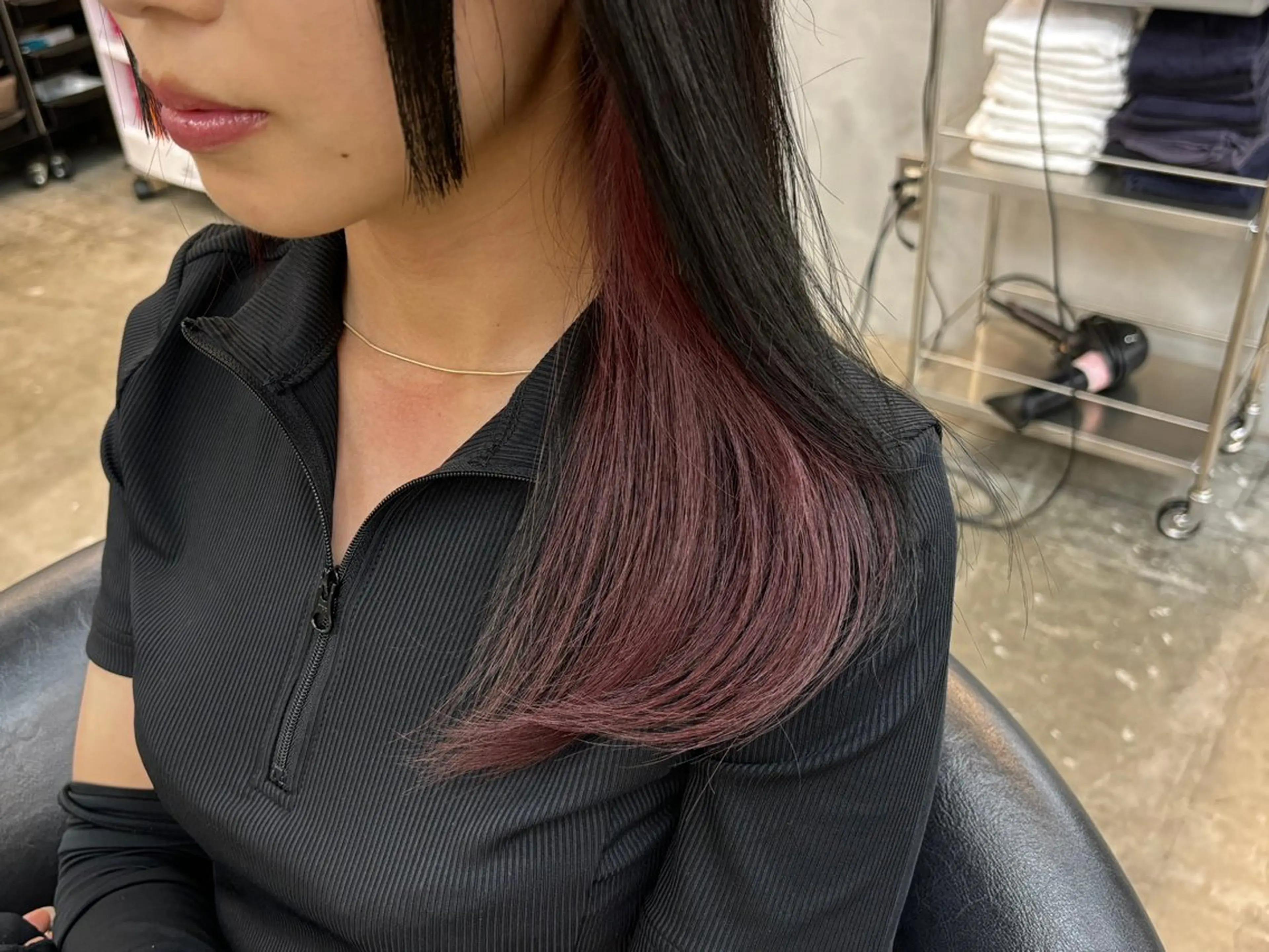 ロング カラー カシス イヤリングカラー レッドカラー 🌷艶感カラー🌷 富施　優花のヘアスタイル