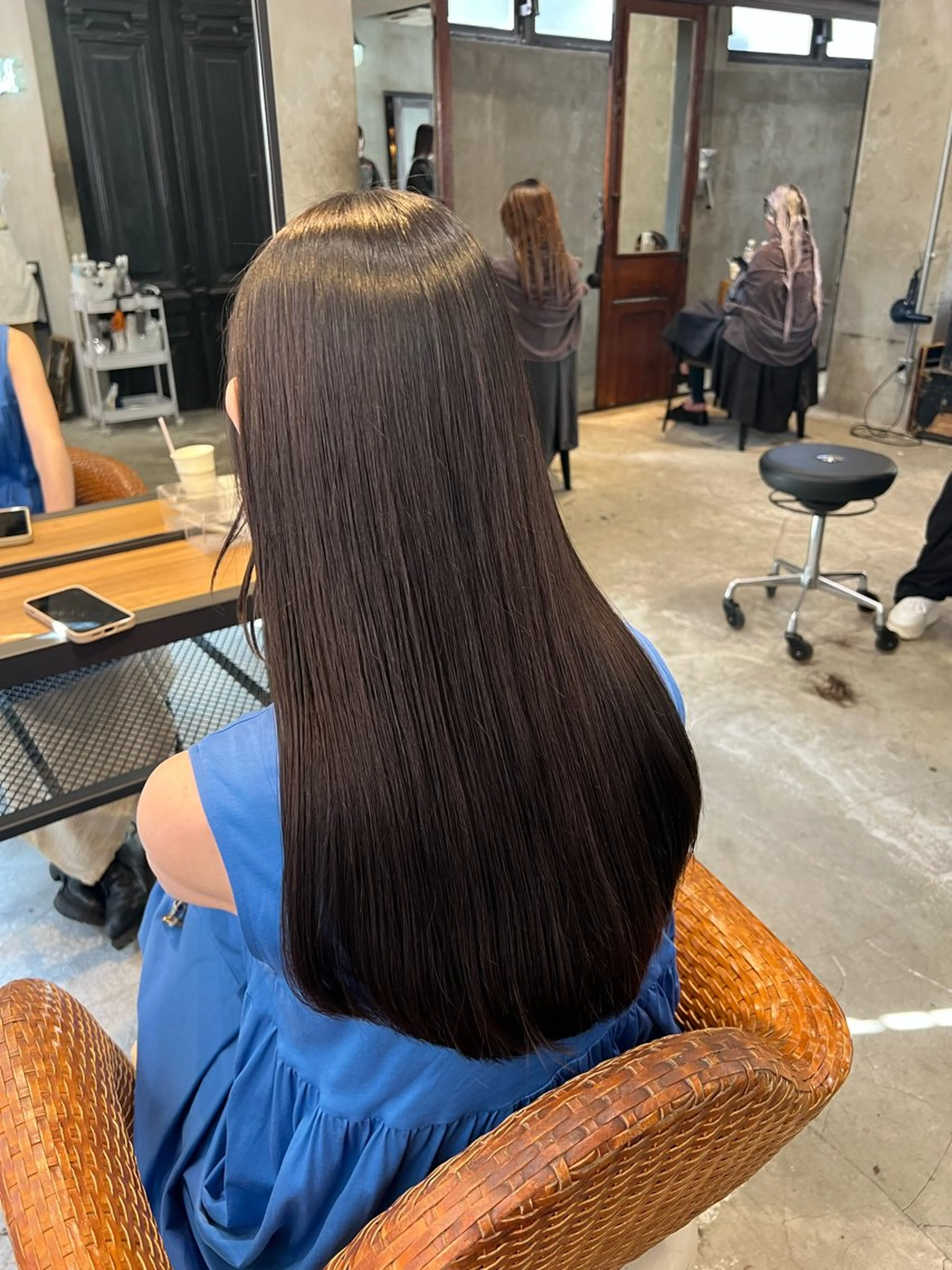 ロング カラー ヘアアレンジ ショートボブ ベージュカラー ブリーチ ブロンド 透明感カラー カット ヘアカラー 縮毛矯正 トリートメント 透明感/艶髪矯正 🪐takushiのヘアスタイル