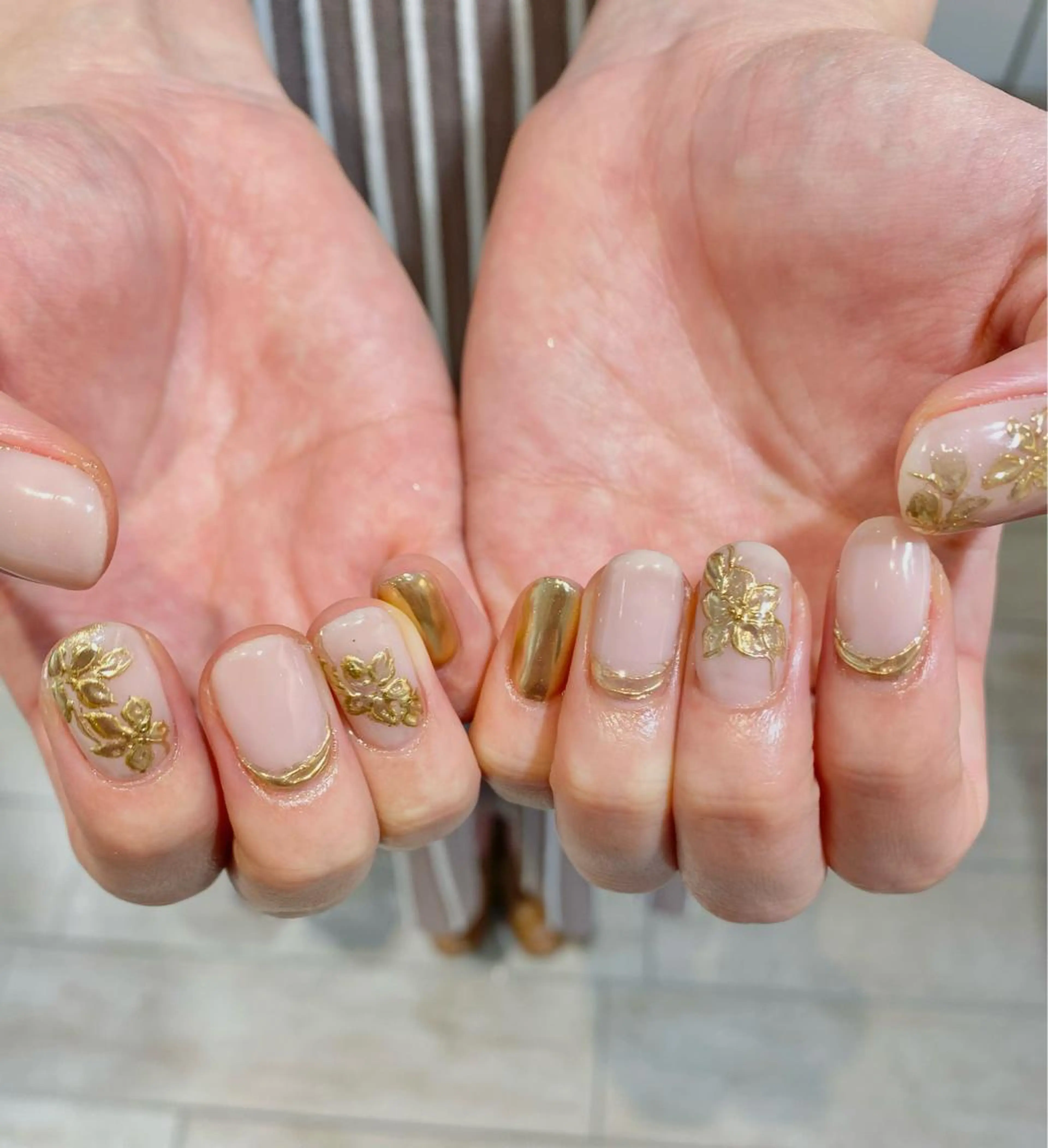 ネイル フラワーネイル ミラーネイル JurerEye☆ Marikoのネイルデザイン