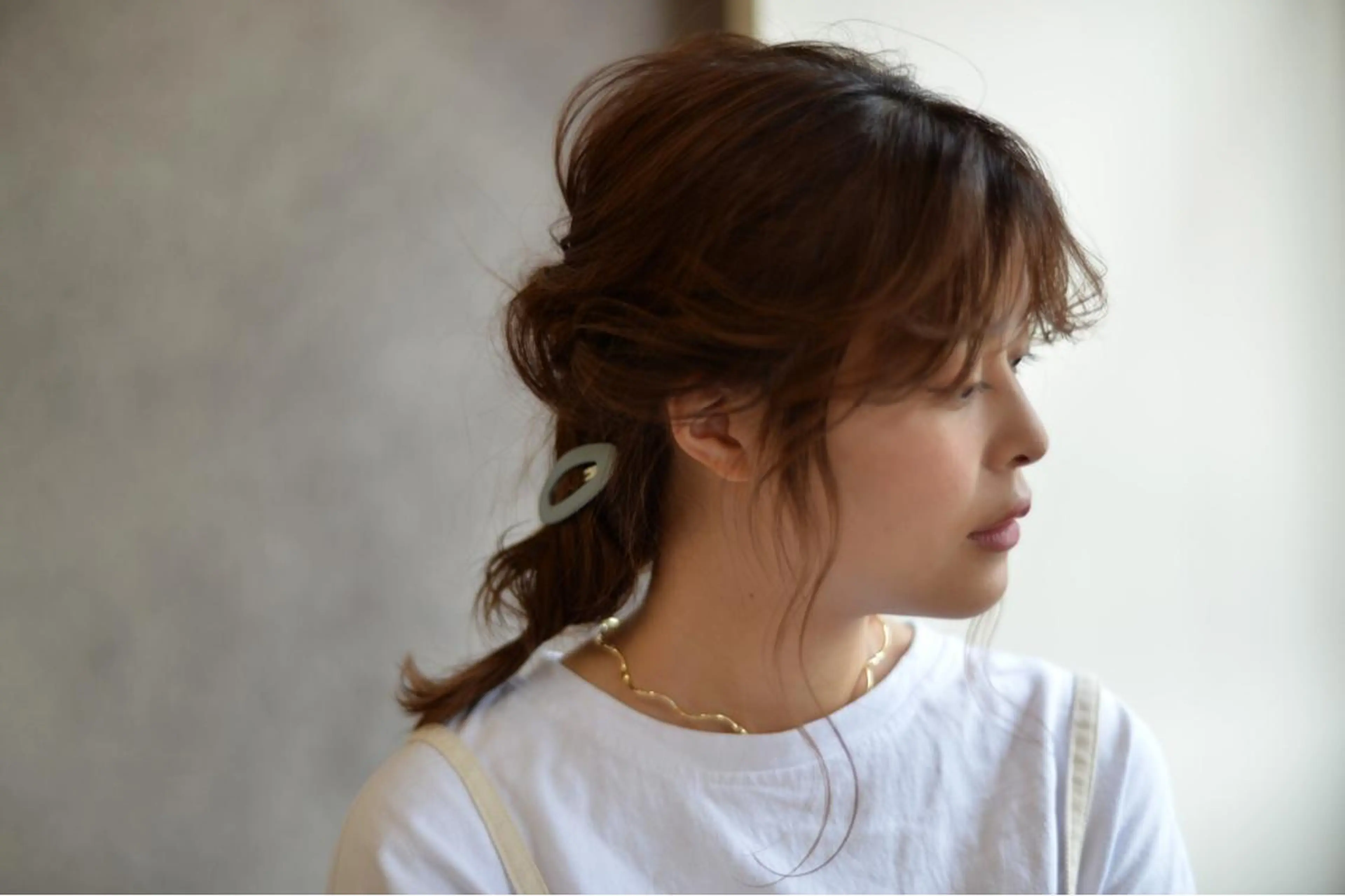 セミロング カラー ヘアアレンジ GLROW haruhiのヘアスタイル