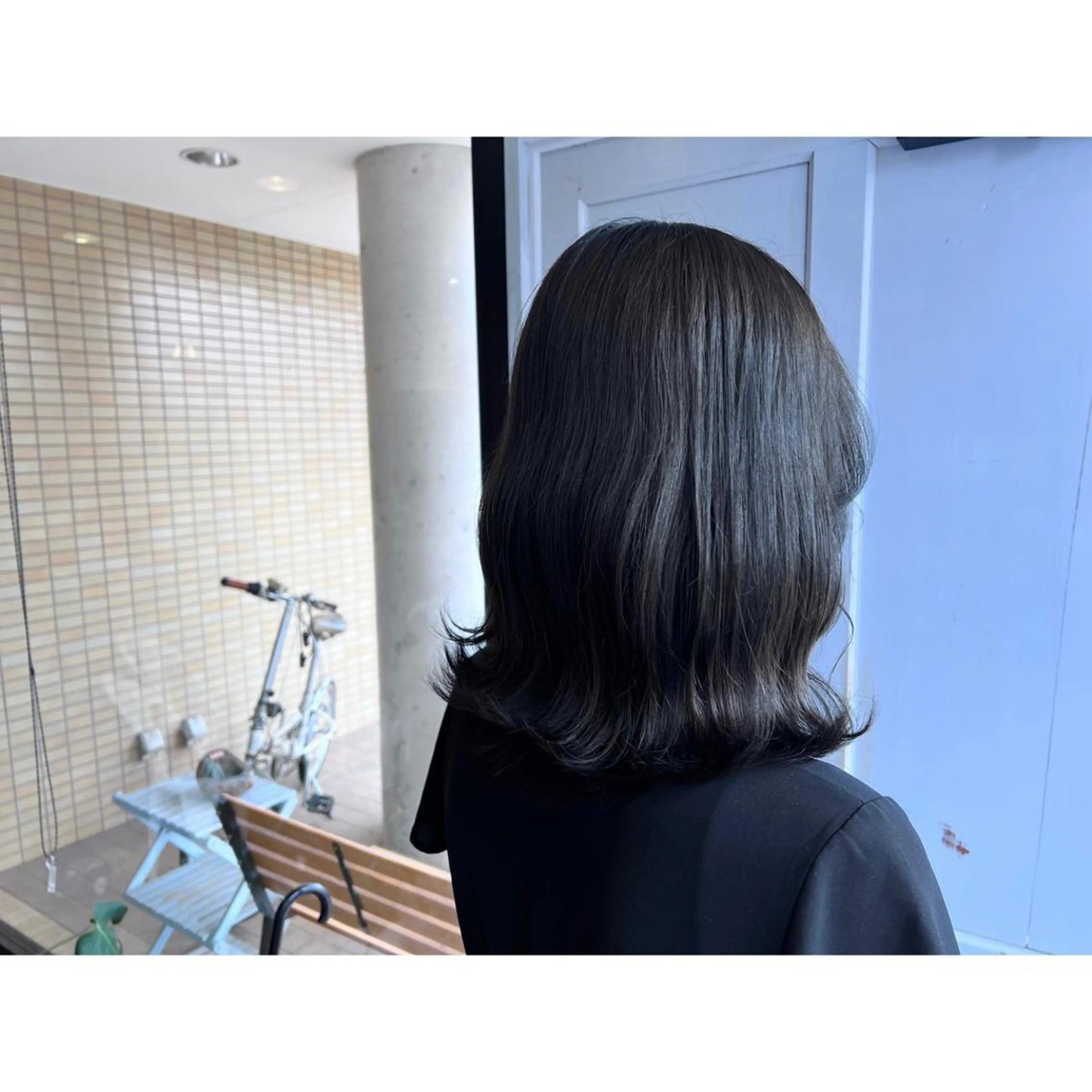 セミロング カラー ヘアカラー トリートメント ツキダテ ユイのヘアスタイル