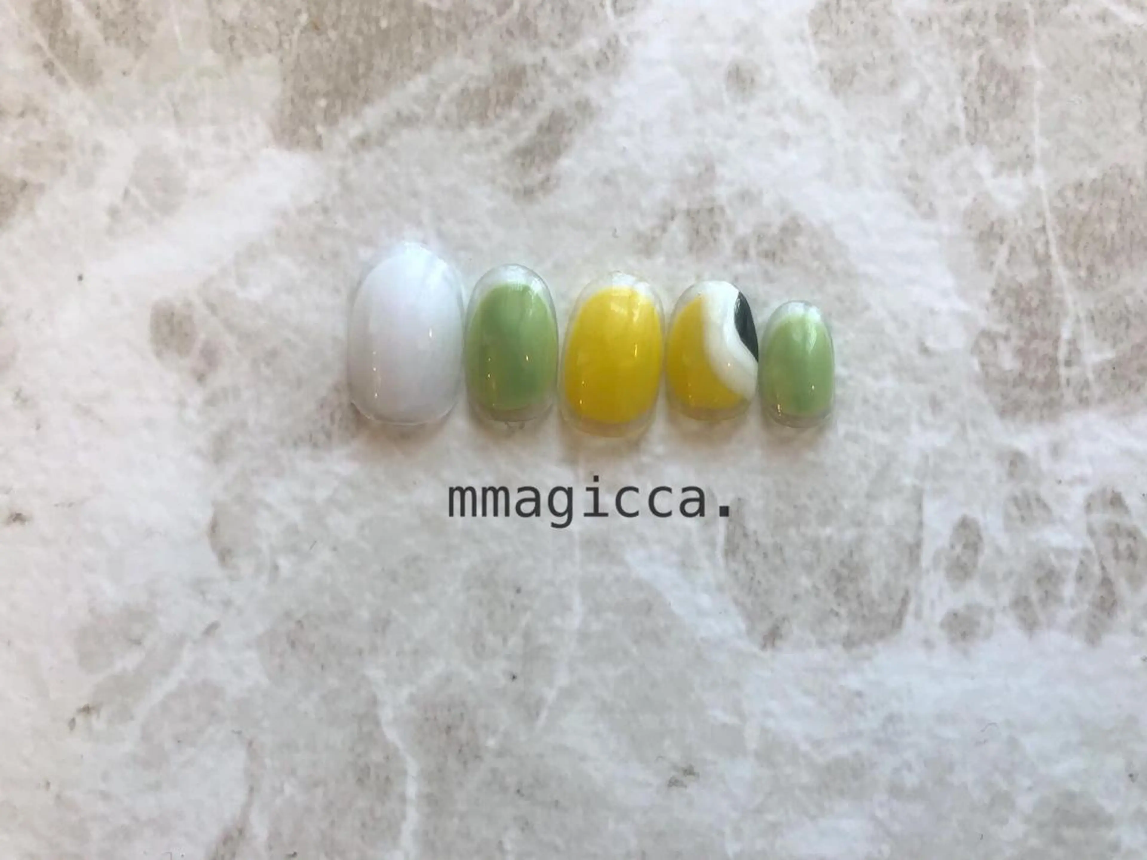 ネイル ジェルネイル mmagicca. 【 まじか. 】のネイルデザイン