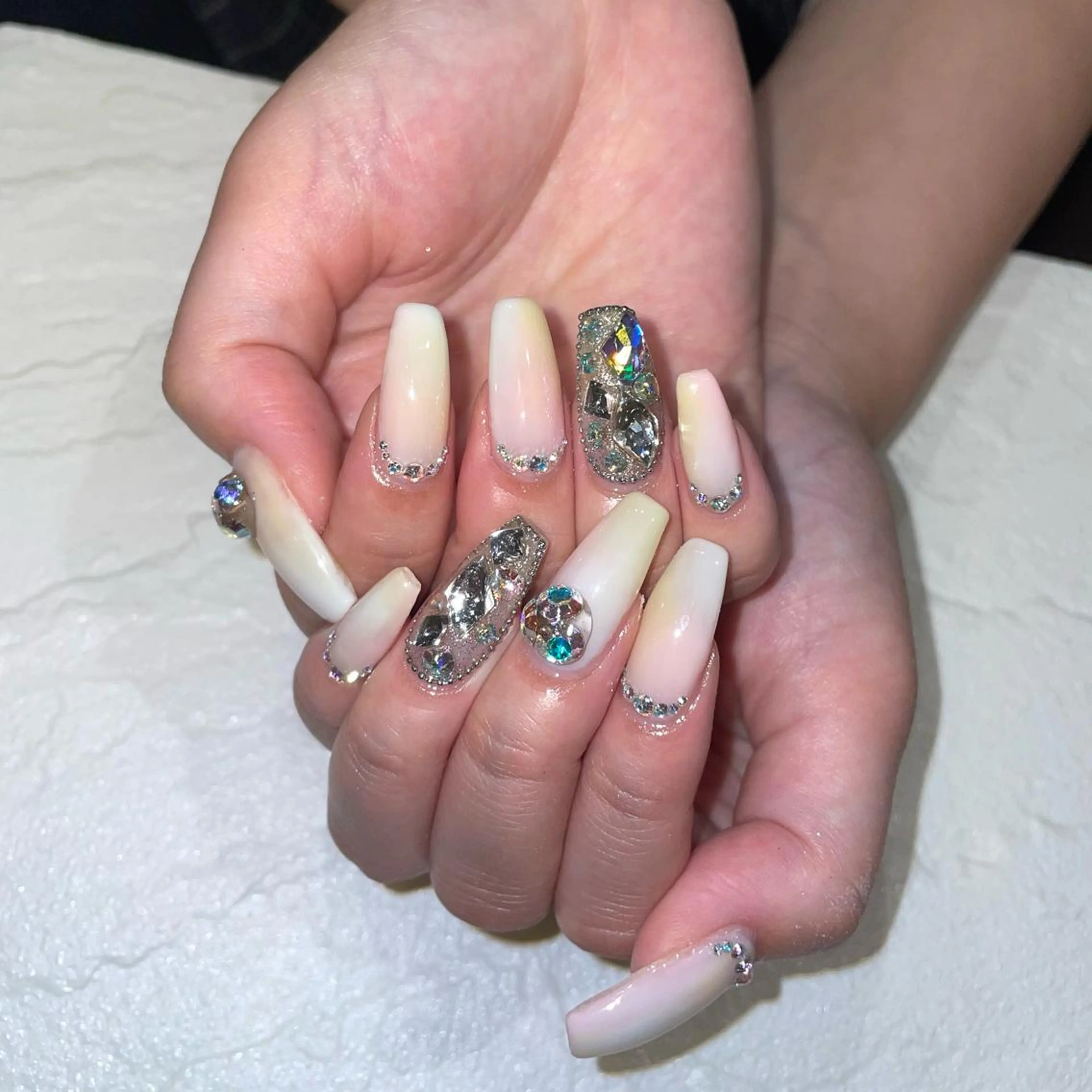 ネイル 星野 茉央のネイルデザイン