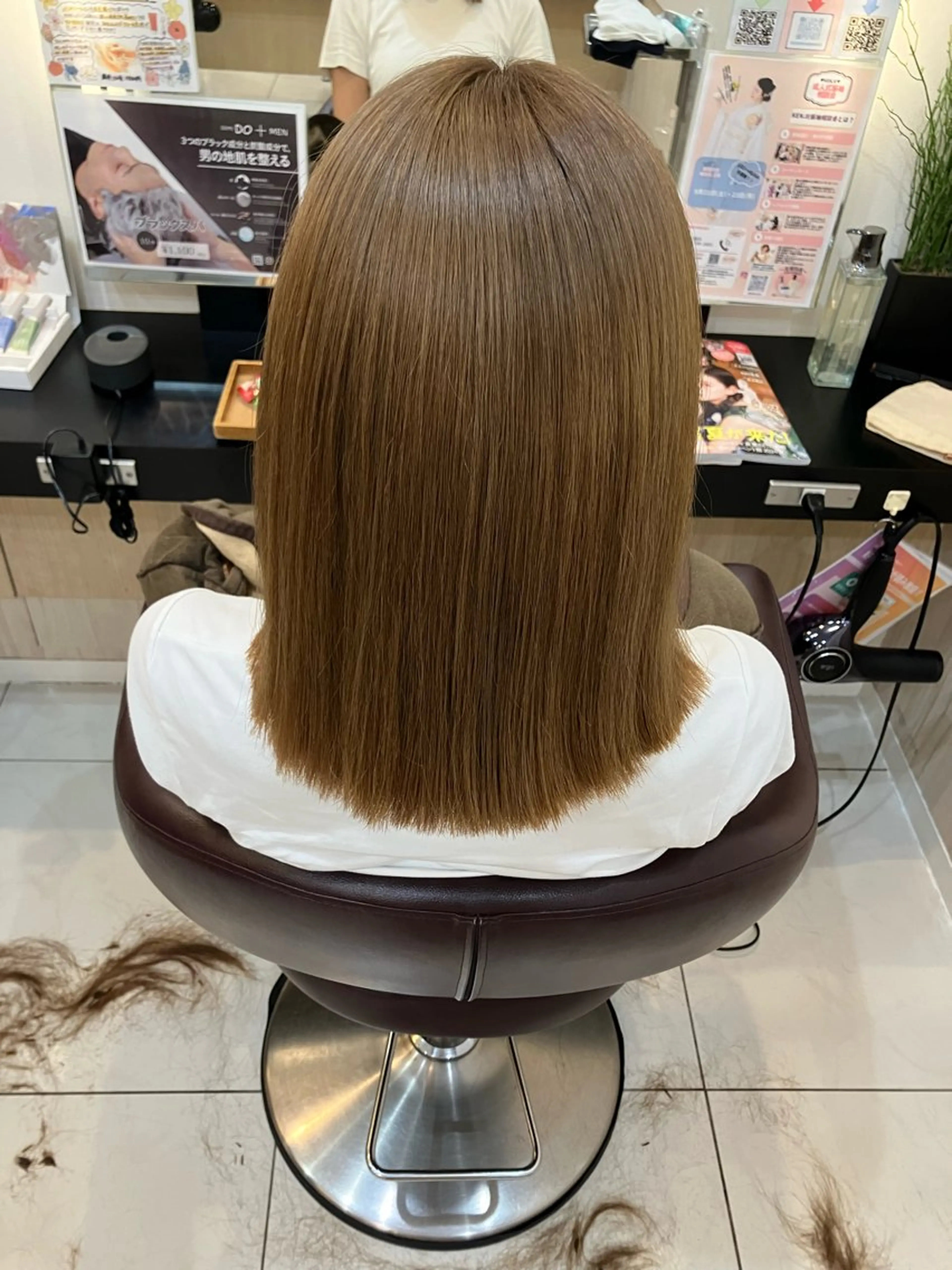 ミディアム ヘアカラー yukari 艶髪ヘアのヘアスタイル