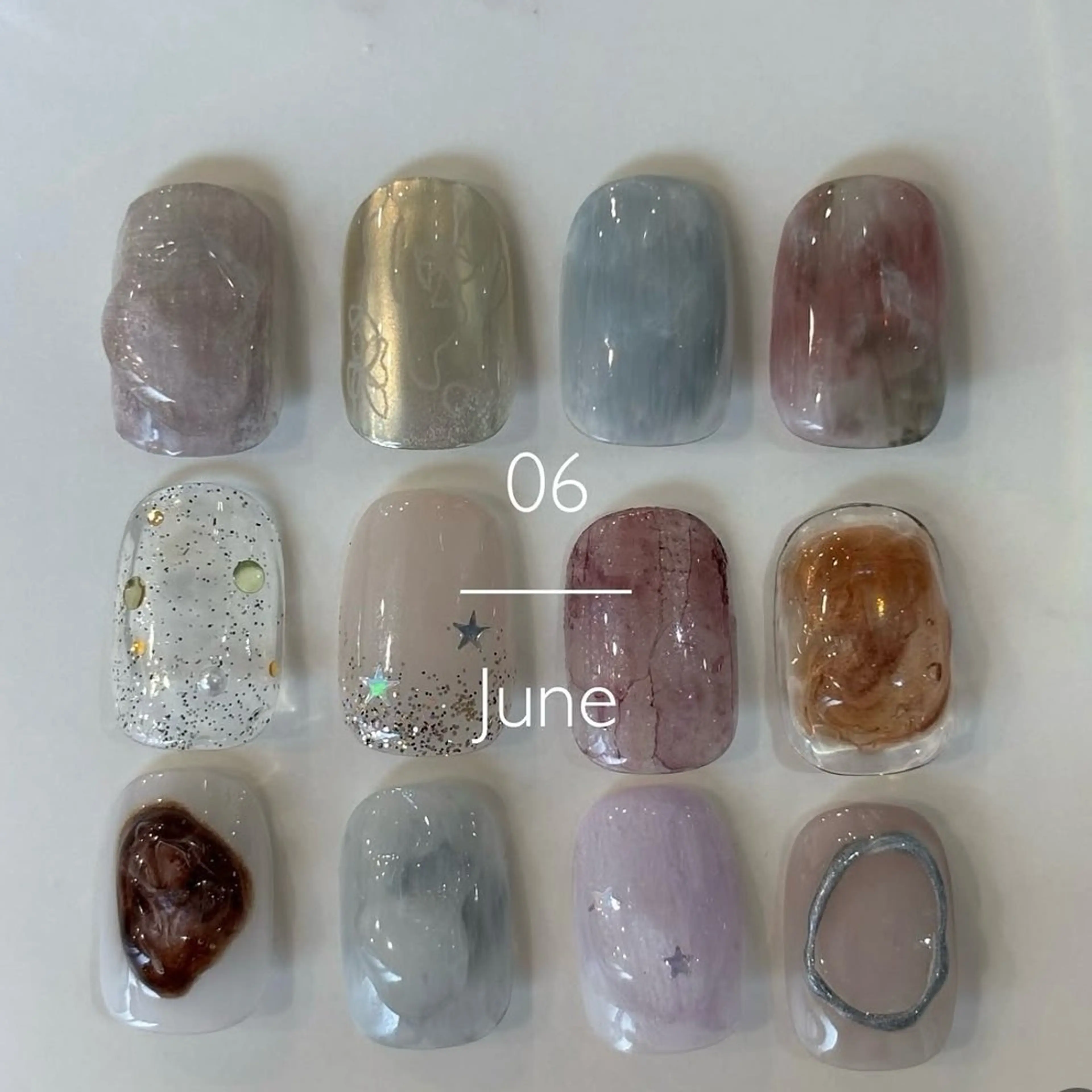 ネイル quro.n立川店所属・quro.n ☕️mariのネイルデザイン