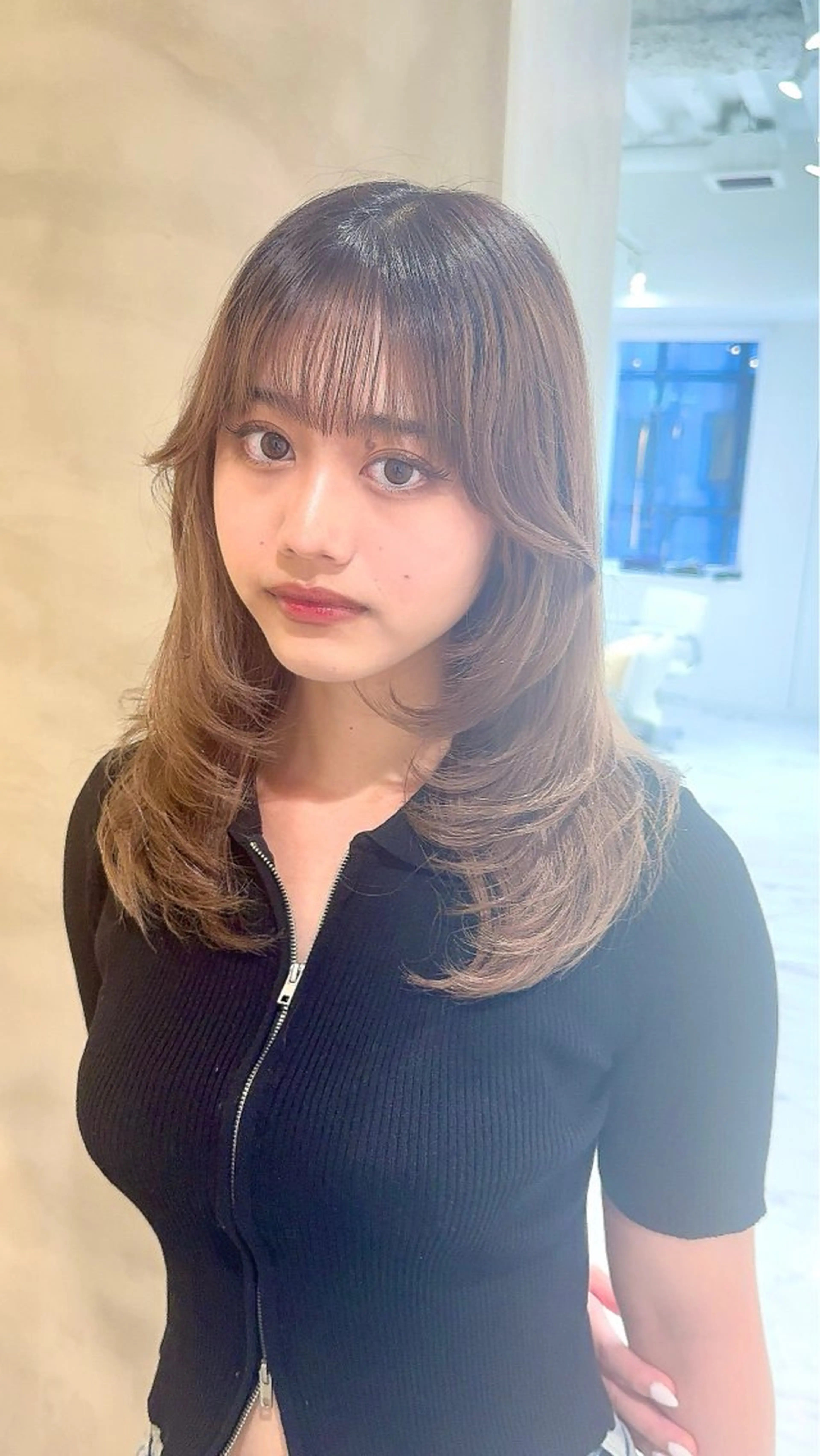 セミロング カラー カット ヘアカラー トリートメント Cloe所属・久世 聡のヘアスタイル
