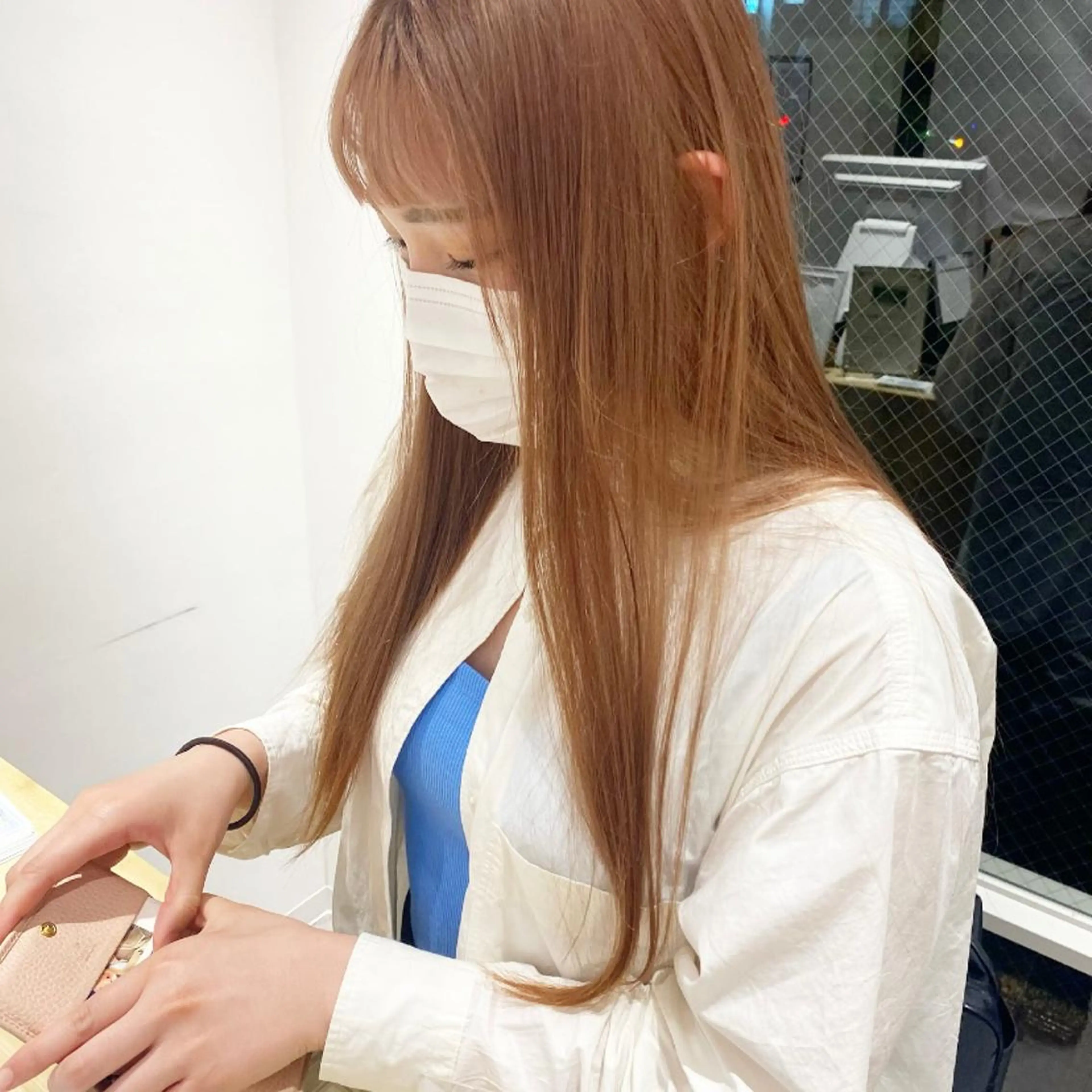 ロング カラー ベージュカラー ハイトーンカラー ピンクカラー ピンクベージュ カット ヘアカラー Seymour  and    Sons所属・🌷Asuka /レイヤーカット🌷のヘアスタイル