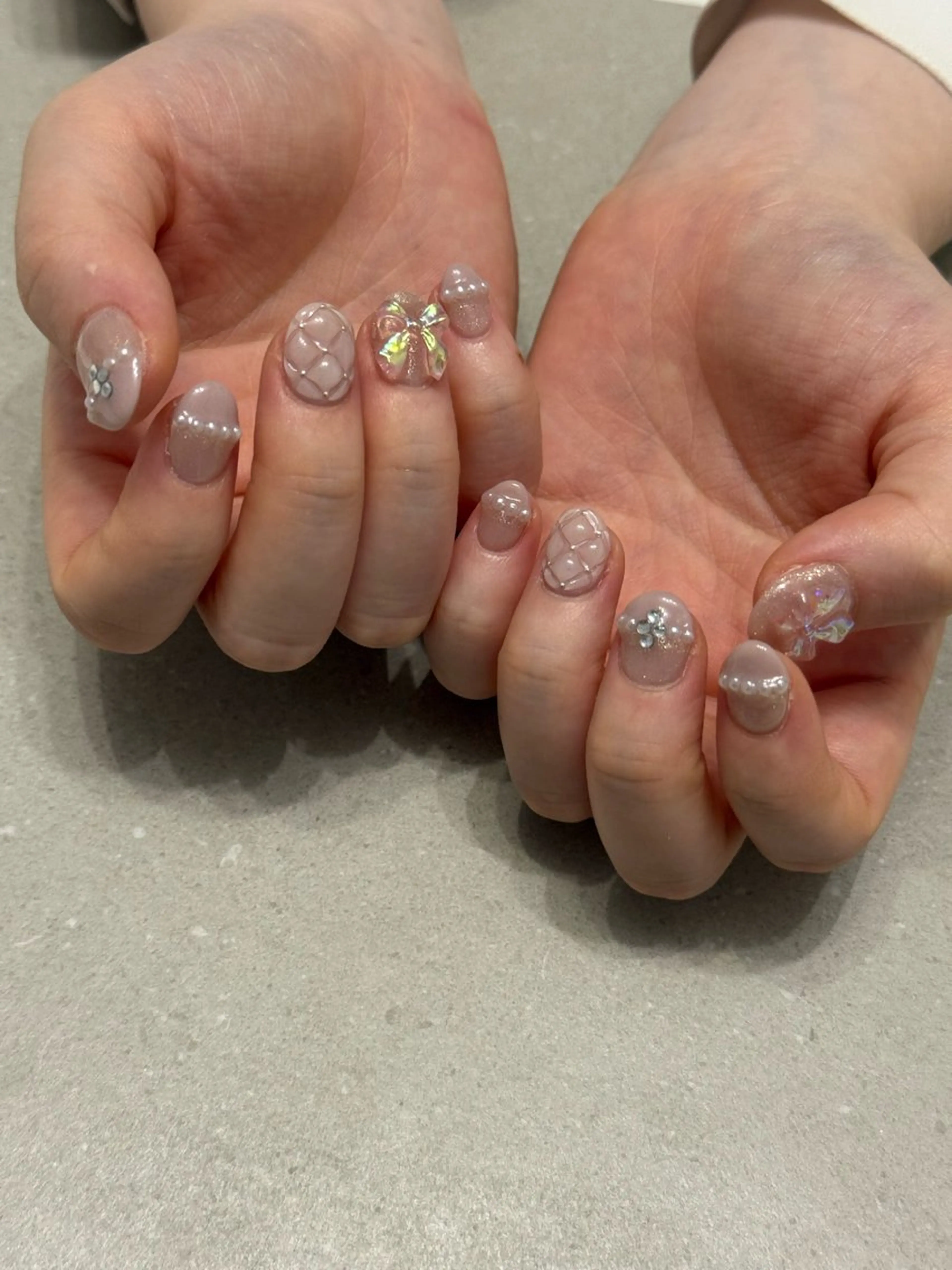 ネイル ジェルネイル 氷ネイル・うるうるネイル 韓国ネイル ラメ(グリッター) ミラーネイル ニュアンスネイル 💅🏻yuuiのネイルデザイン