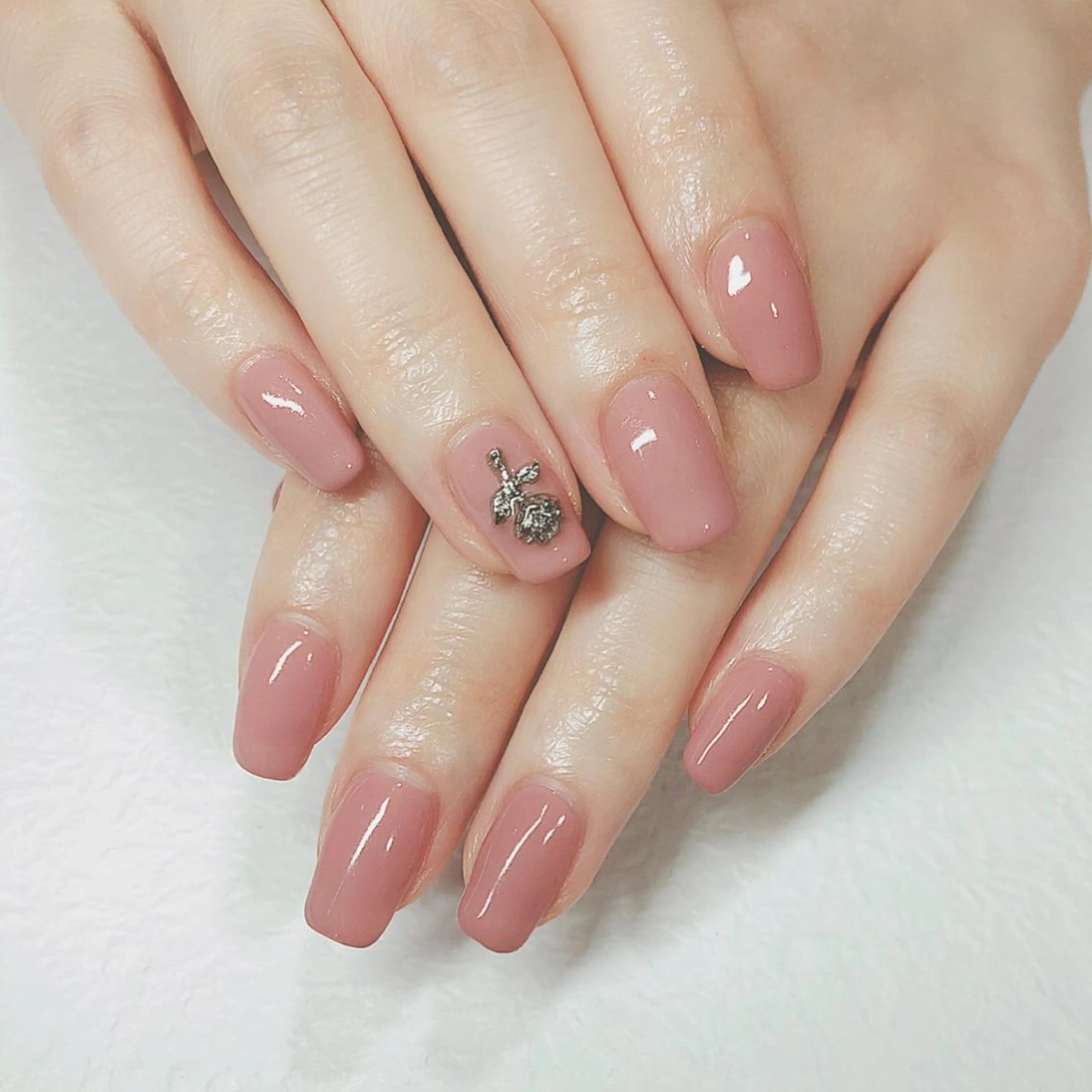 ネイル ワンカラーネイル liddell Murakamiのネイルデザイン