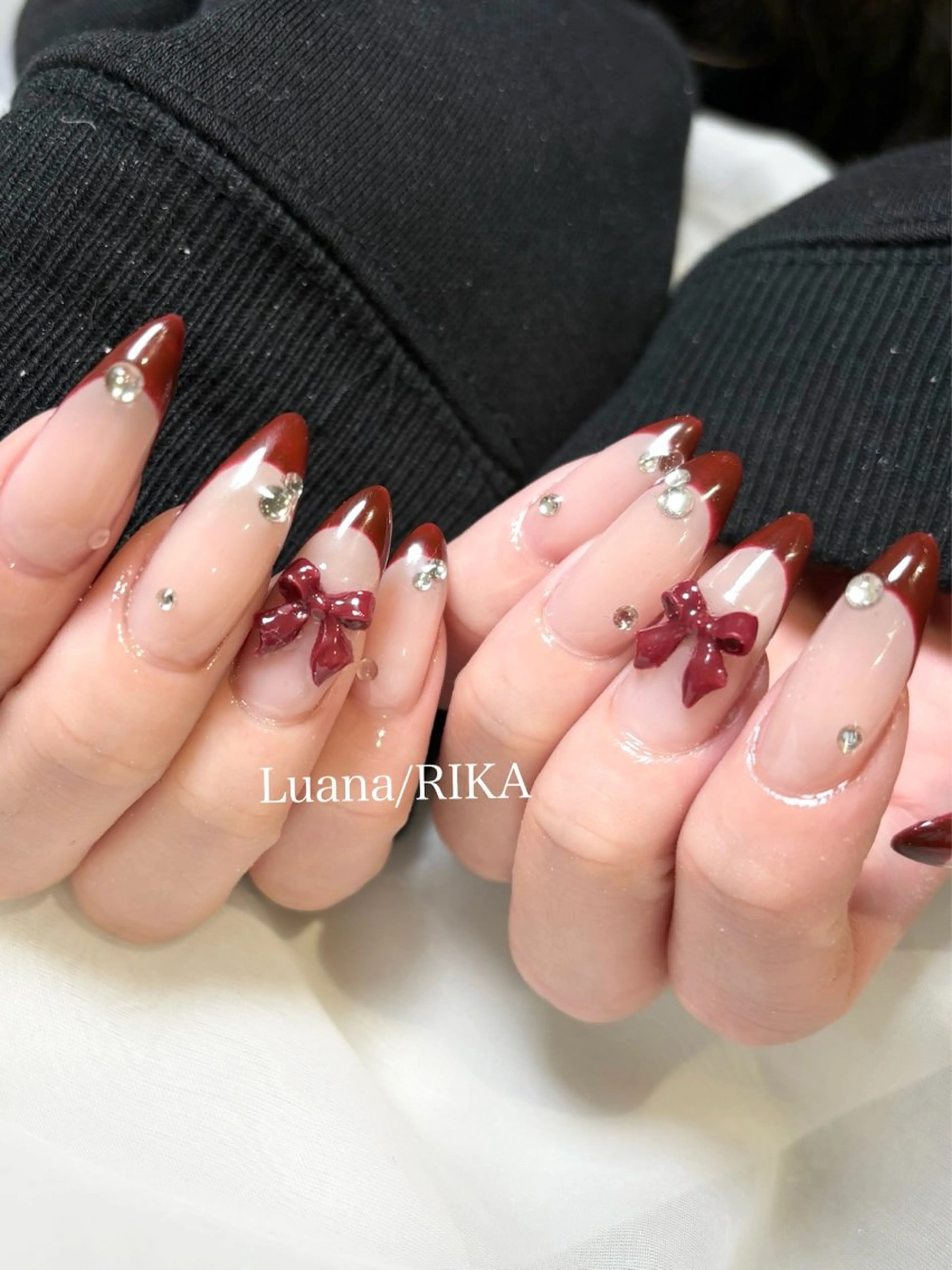 ネイル フレンチネイル リボン ハンドネイル Nail Salon Luana Rikaのネイルデザイン