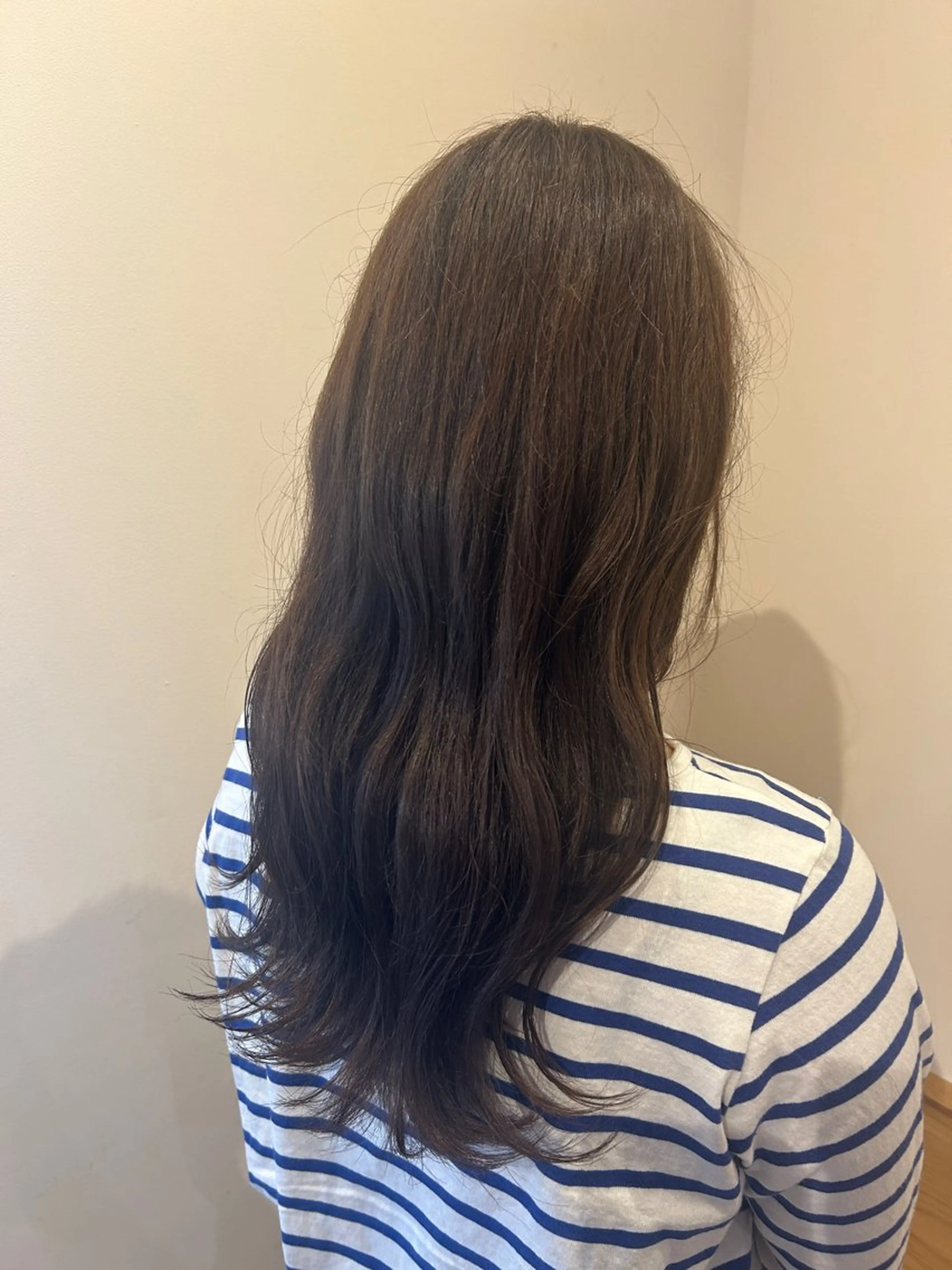 ロング カラー ヘアカラー ‎🤍江坂 ハヤシアヤナ‎🤍のヘアスタイル