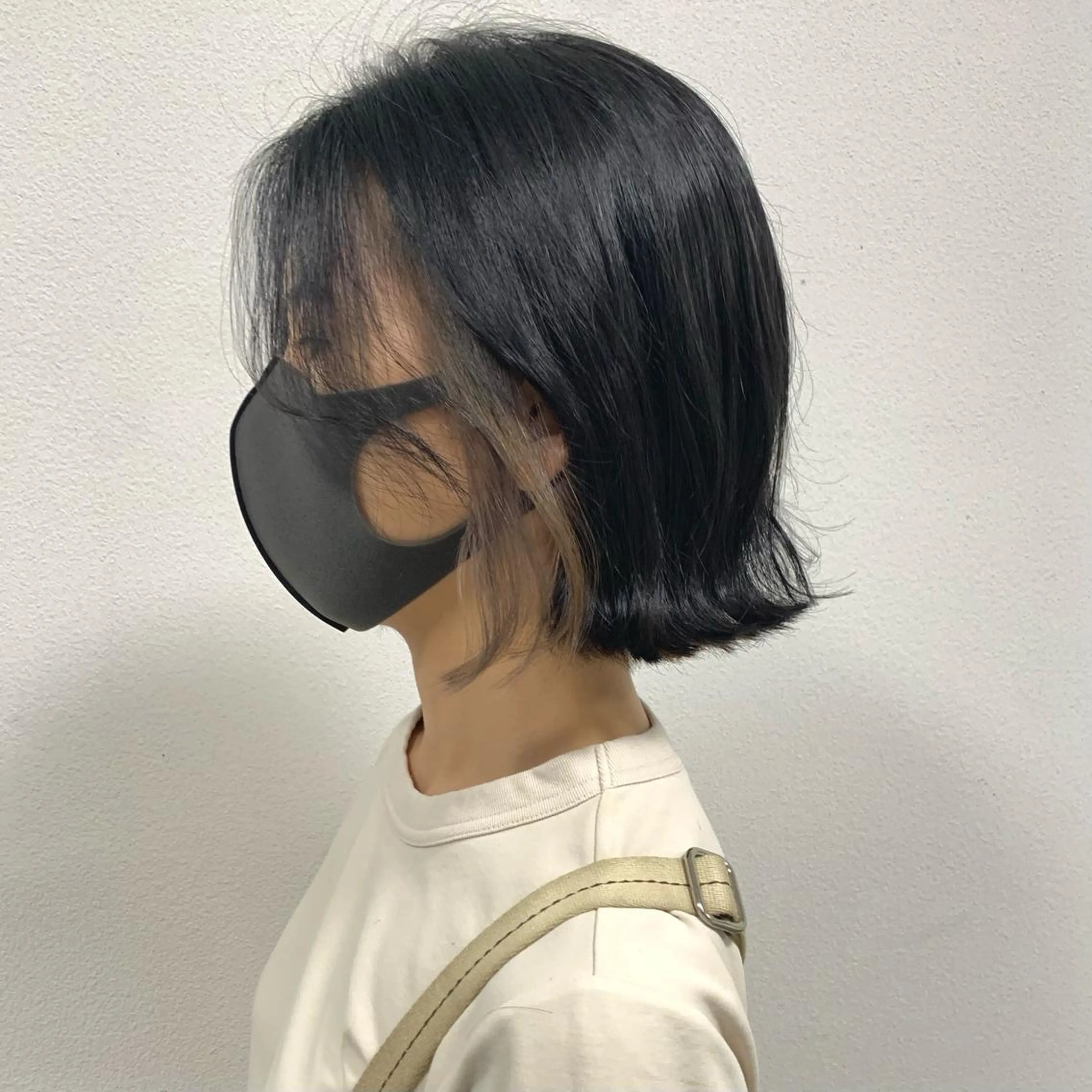 ショート カラー ベージュカラー 黒髪 ミルクティーベージュ ナチュラルブラック 村田 来倖のヘアスタイル