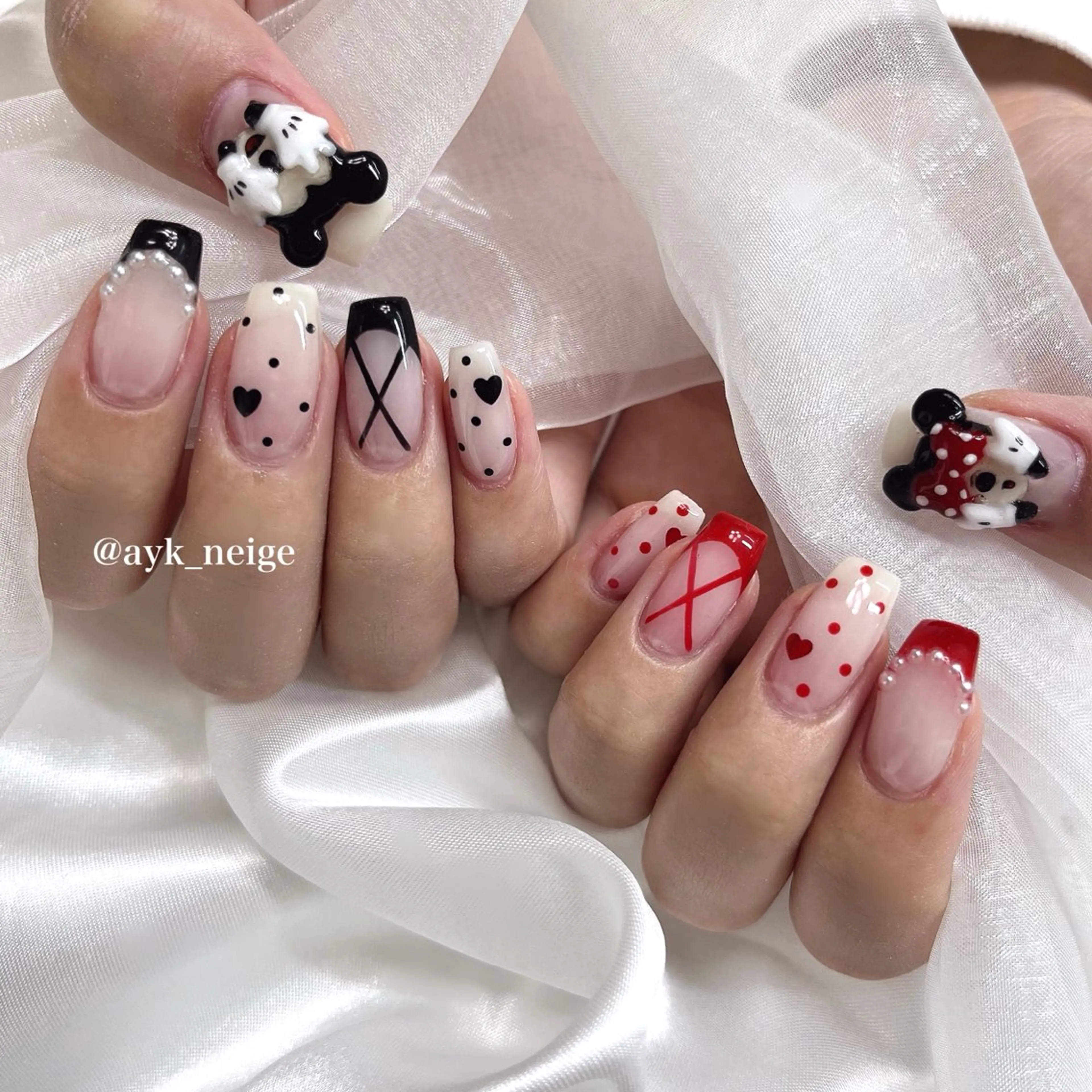 ネイル フットネイル フレンチネイル キラキラネイル 韓国ネイル マグネットネイル n'eige nail所属・大谷 綾香のネイルデザイン