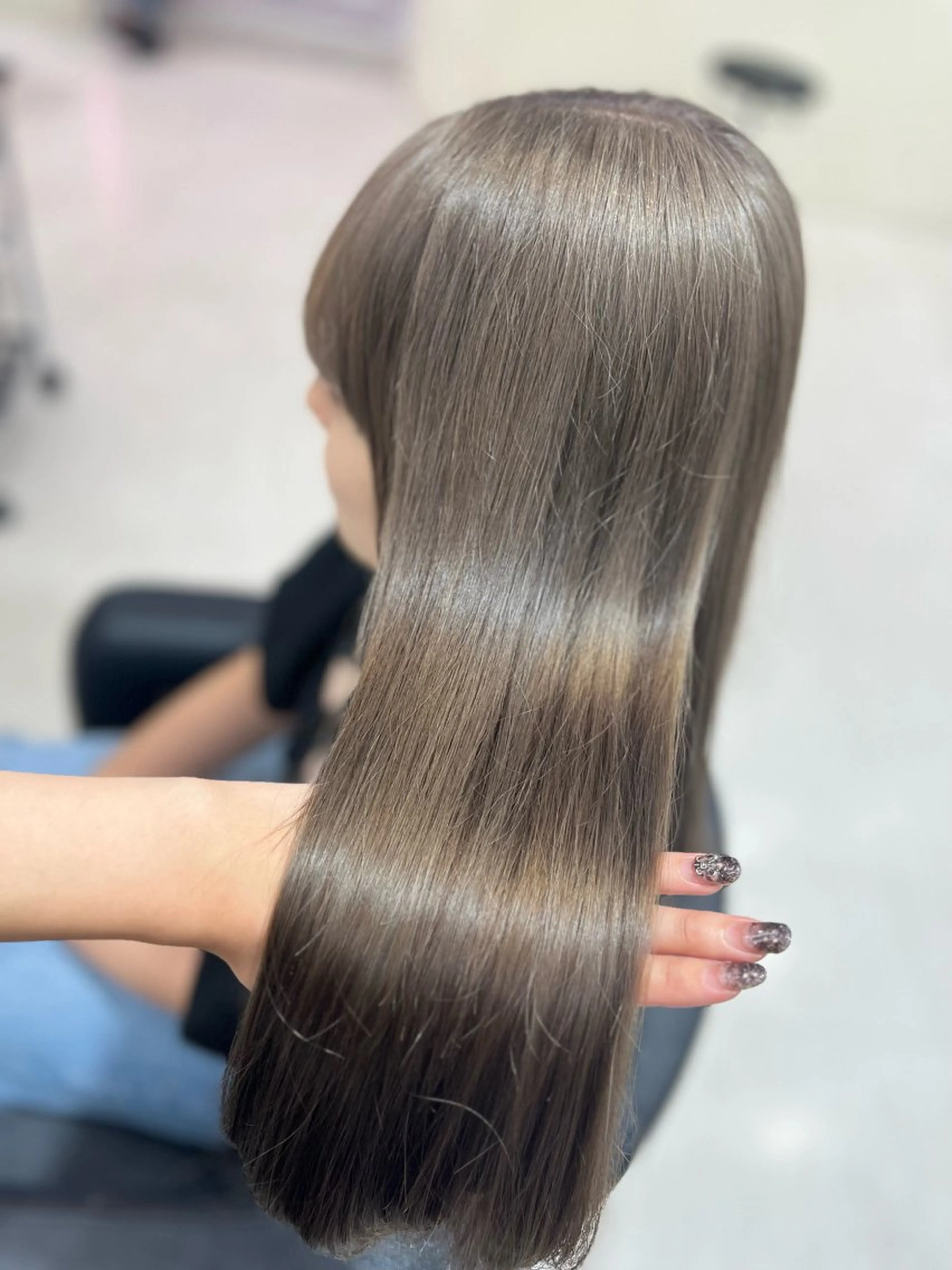 ロング ヘアカラー トリートメント 🎀淡めモテカラー WAKANA🎀のヘアスタイル