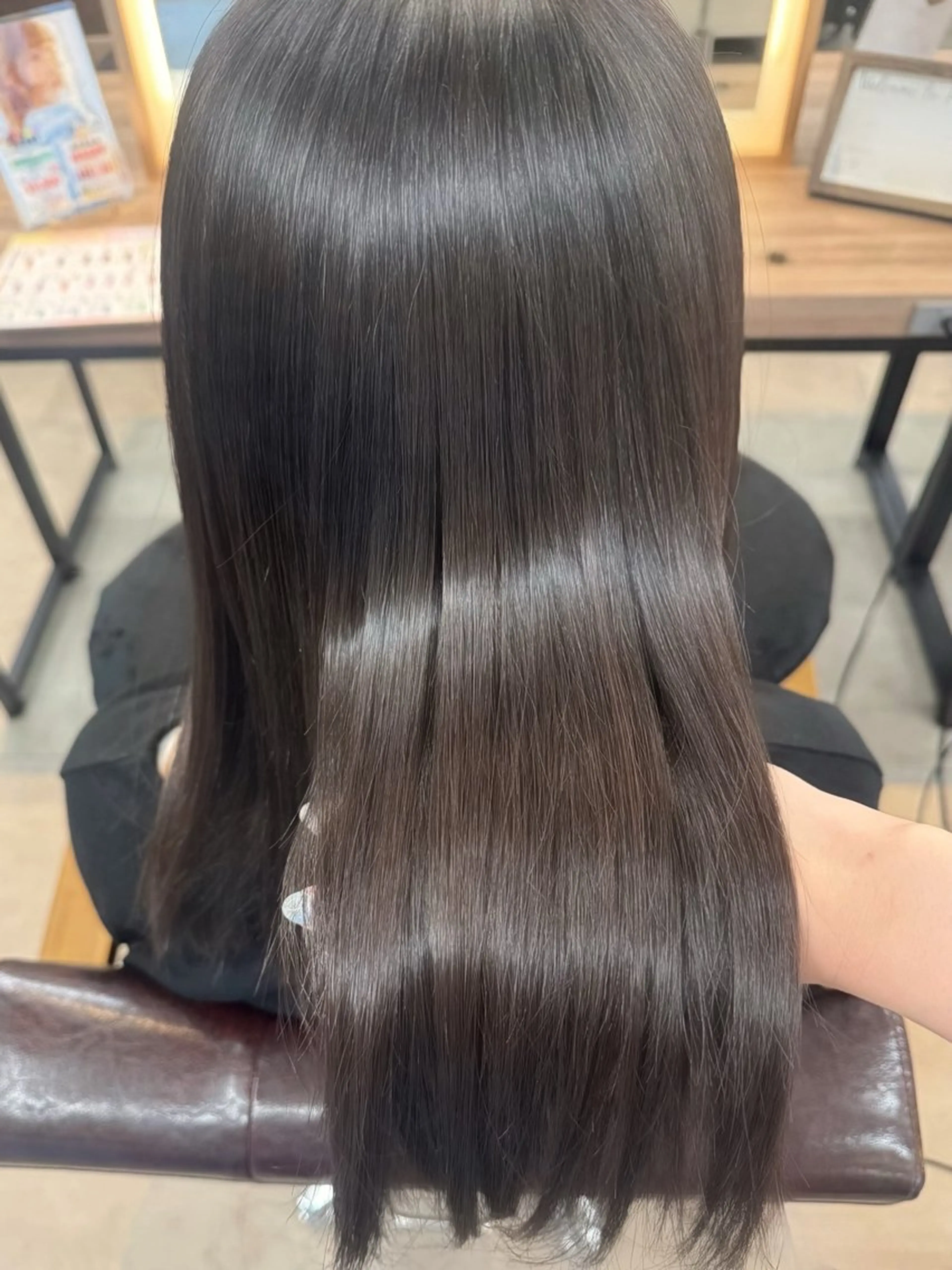 ミディアム カラー 縮毛矯正 カット ヘアカラー トリートメント 🫧透明感カラー🫧 kokoro🐣🎀のヘアスタイル