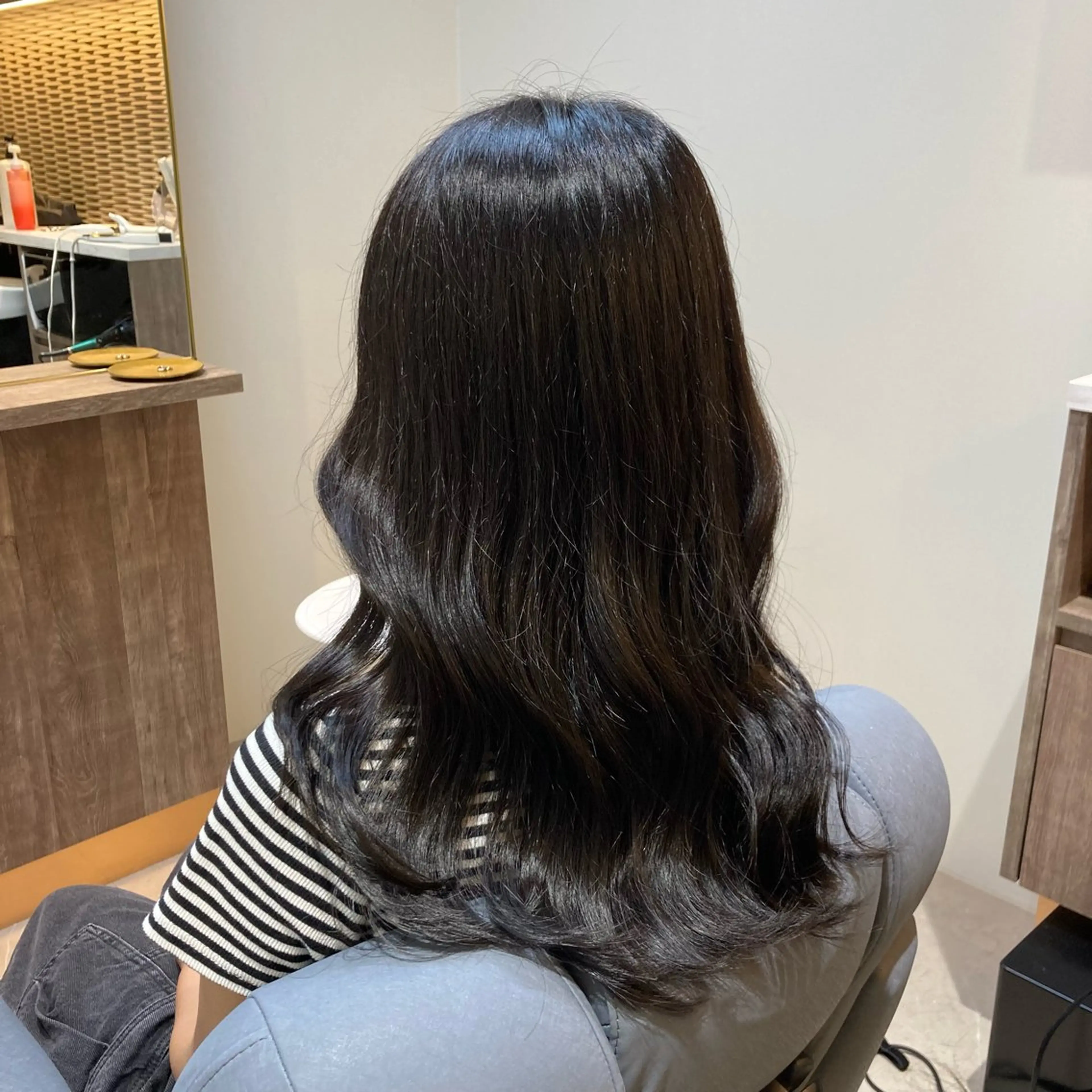ロング カラー ブラウンカラー ハイライトカラー ハイライト ヘアカラー トリートメント ピンクカラー🎀 米津 美佑のマツエク・マツパデザイン