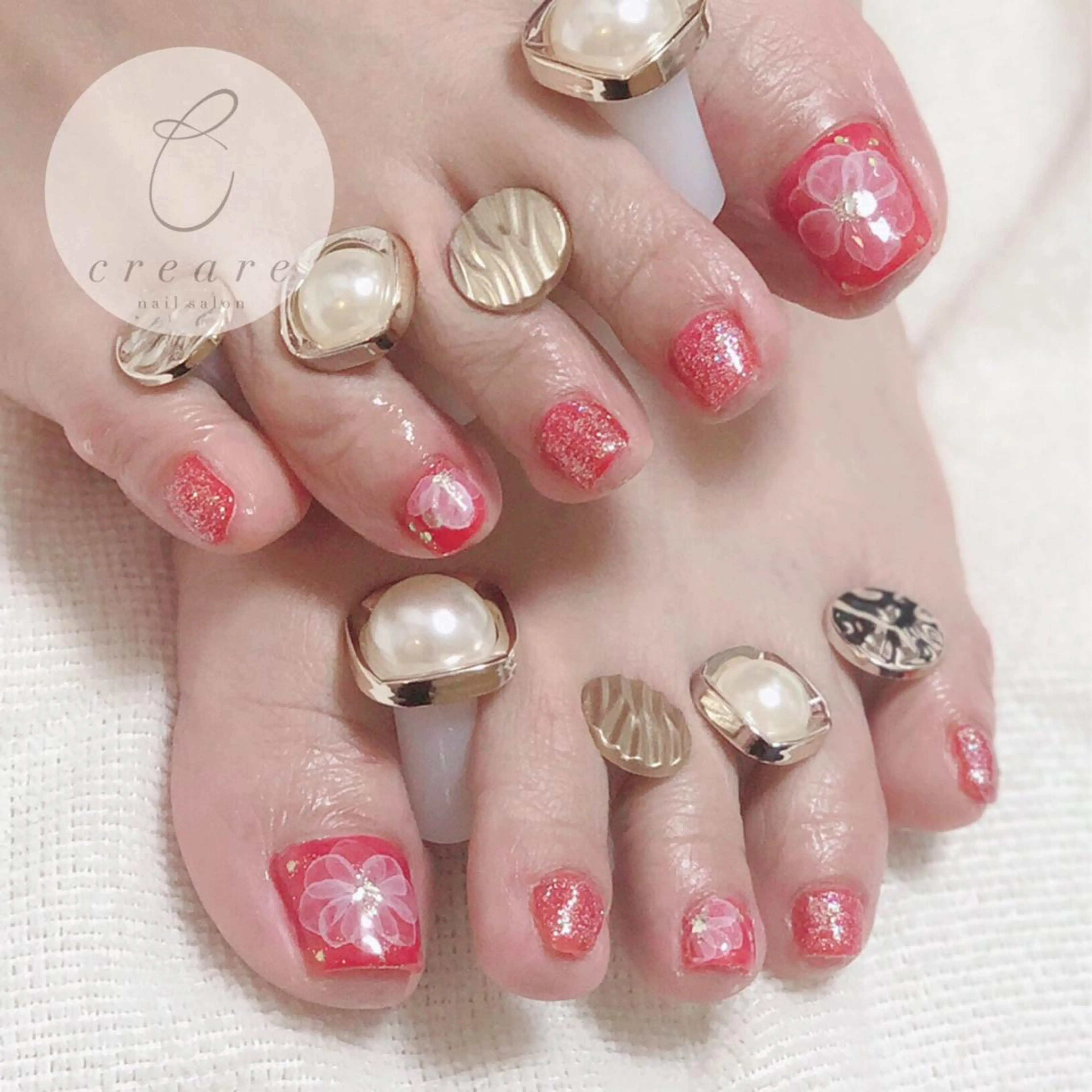 ネイル フラワーネイル フットネイル ジェルネイル ラメ(グリッター) オフィスネイル 辻野 和枝のネイルデザイン