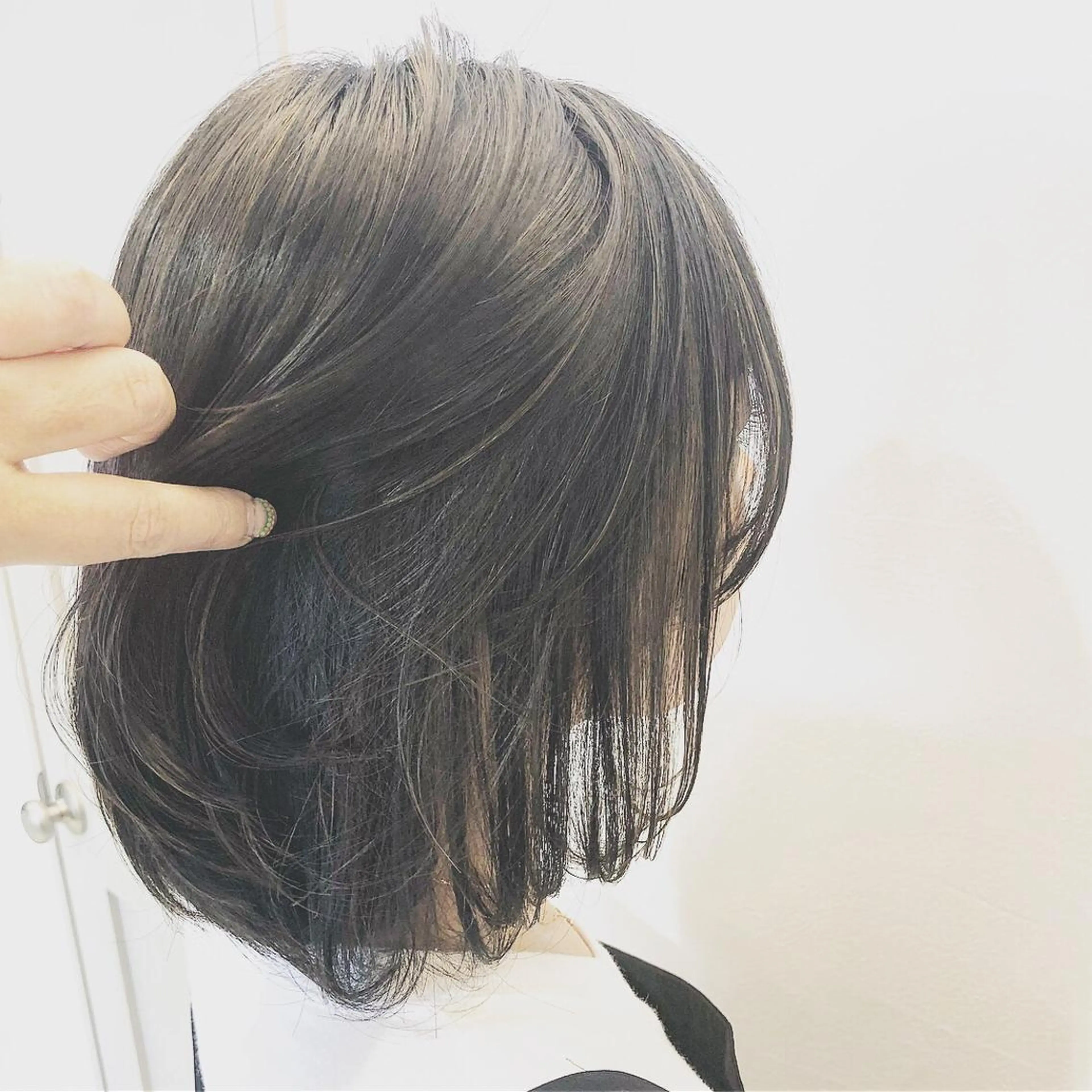 ミディアム カラー ヘアアレンジ ture by glad所属・ture by gladのヘアスタイル