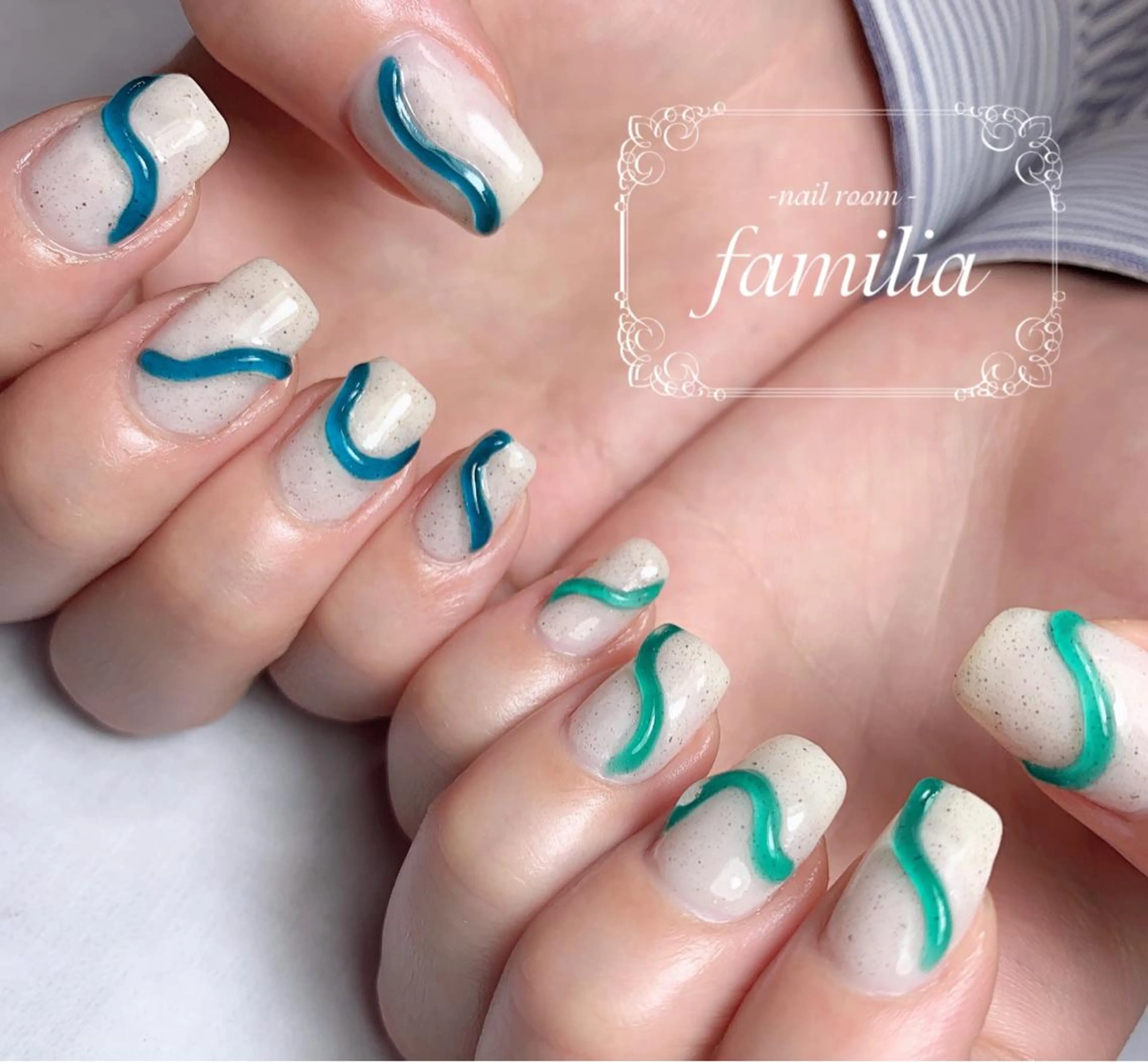 ネイル ハンドネイル -nailroom- familiaのネイルデザイン