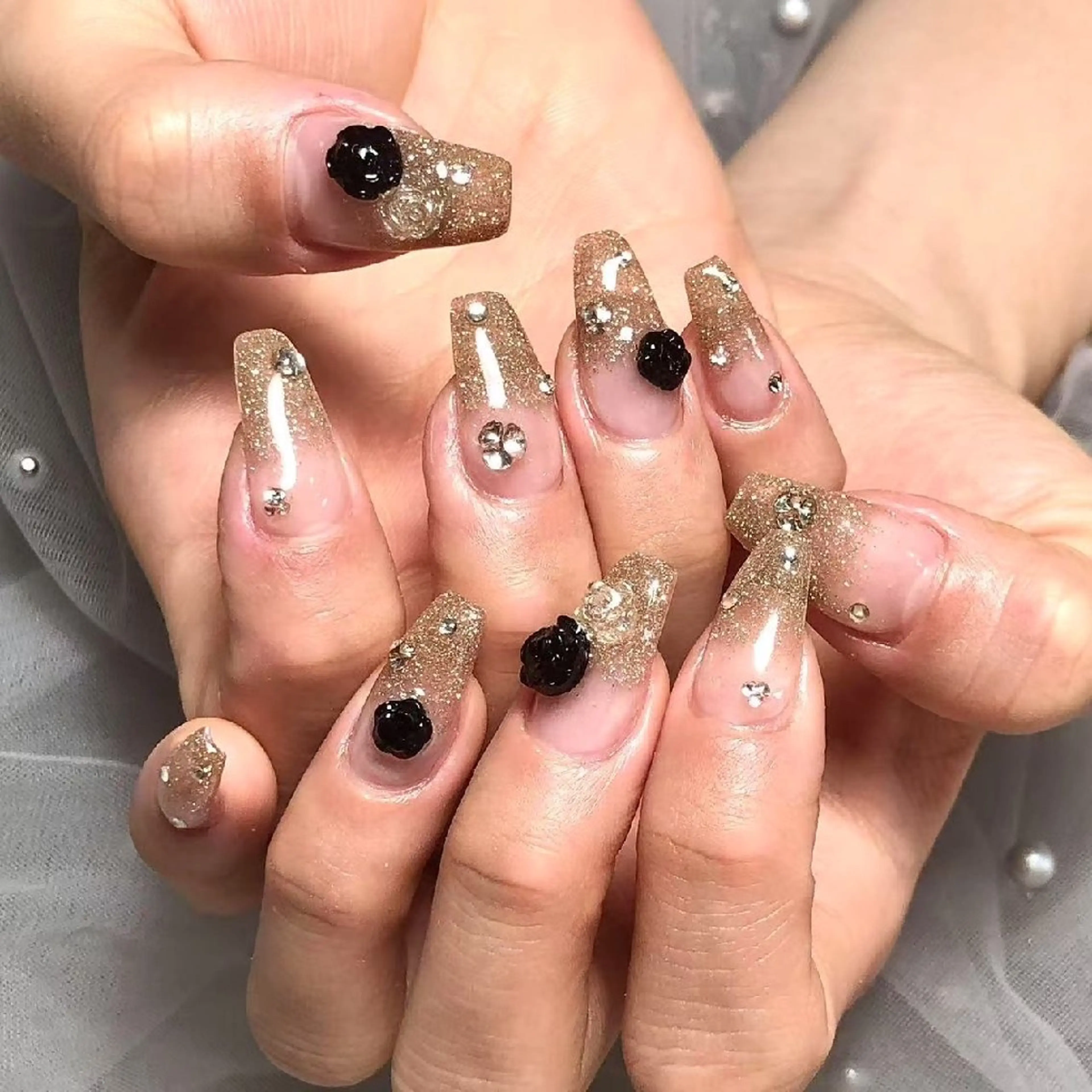 【✨ハンド・ジェルネイル✨】💗放題180分💗ストーン&パーツ付き💗ジェルオフ付き💗の写真