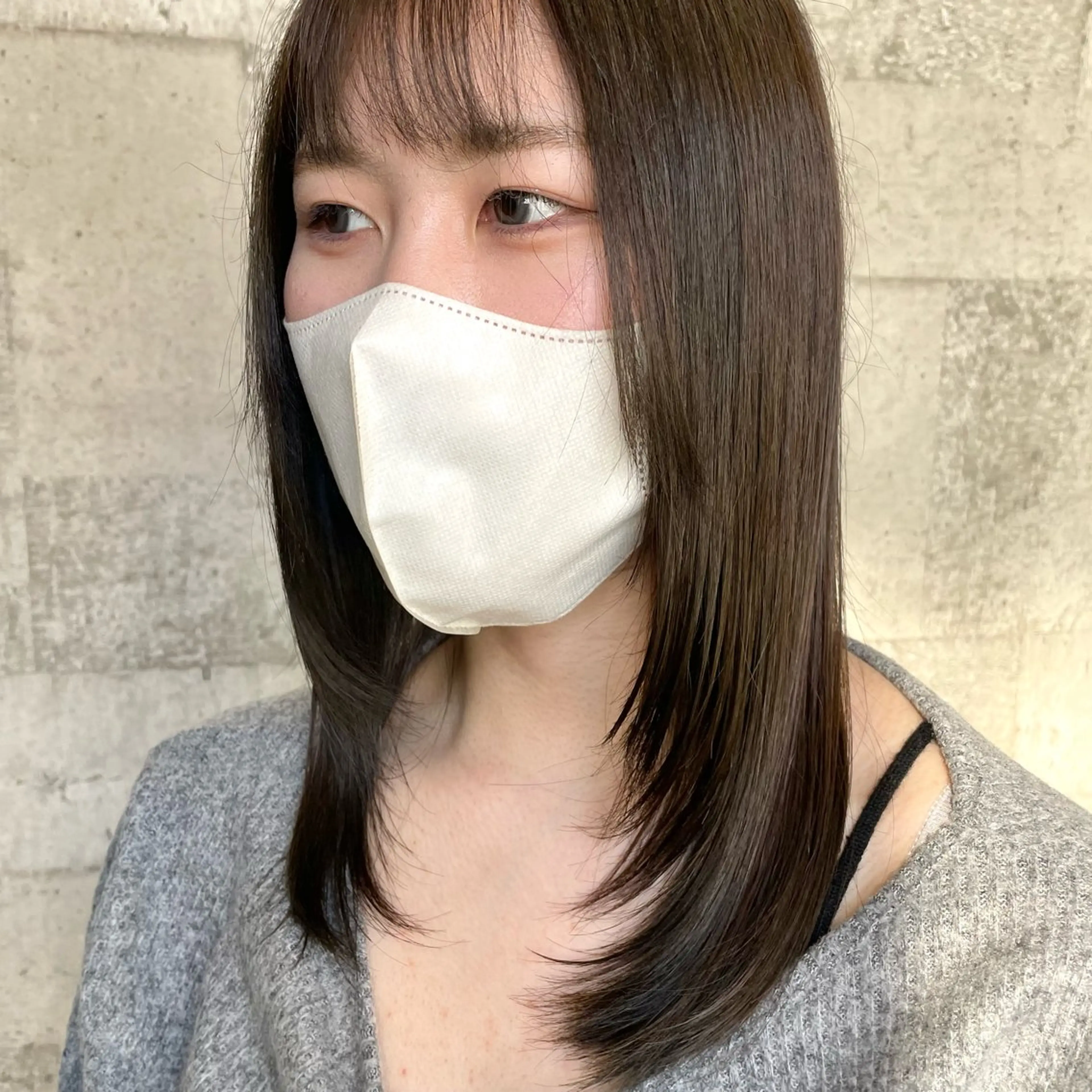 セミロング カット ヘアカラー 🫧レイナ 🫧 透明感カラー🫧のヘアスタイル