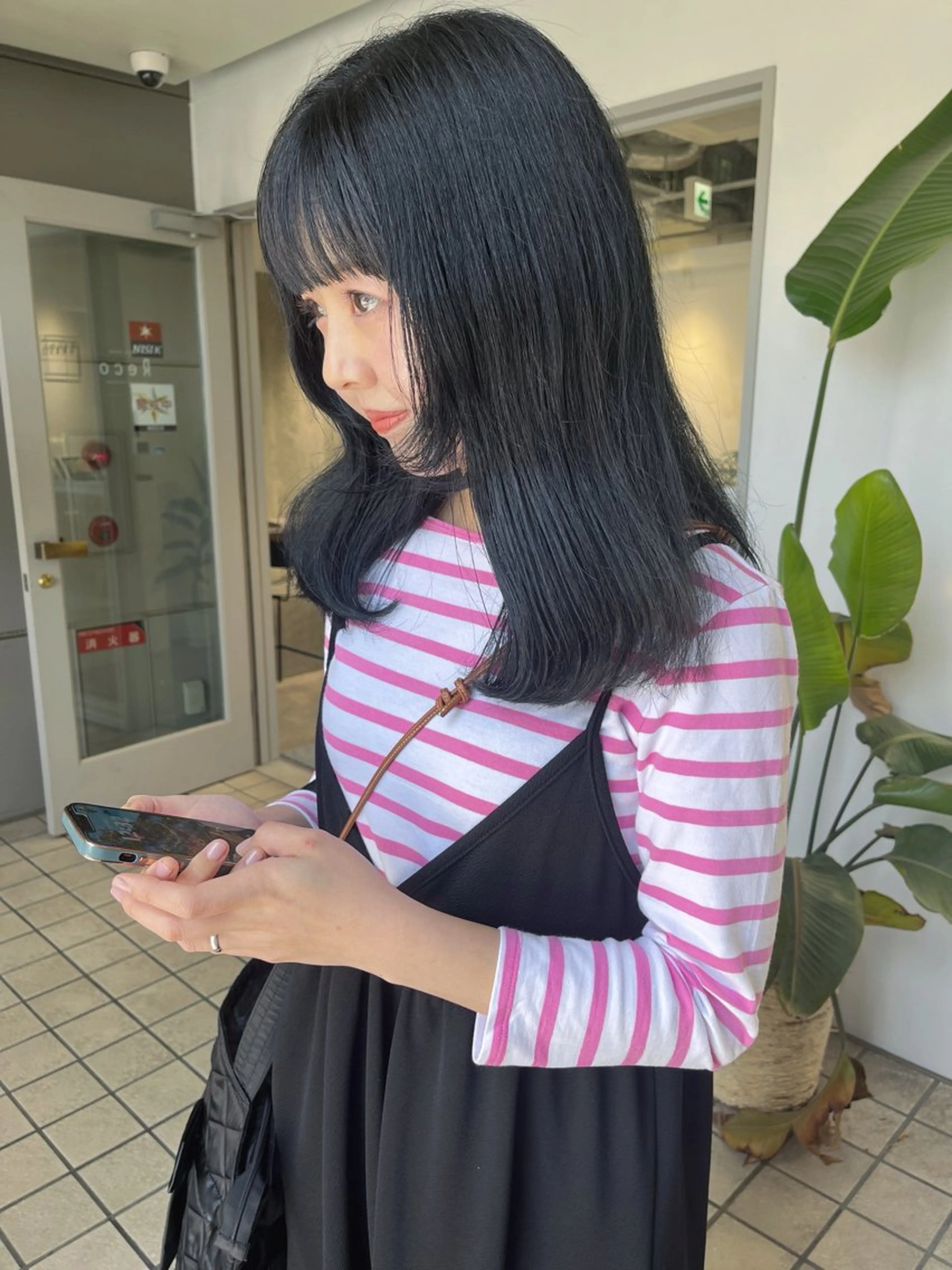 ミディアム カラー ヘアアレンジ ミディアムパーマ ブリーチ ケアブリーチ デザインカラー ダブルカラー トリートメント umu.［韓国ヘア /レイヤーカット］のヘアスタイル