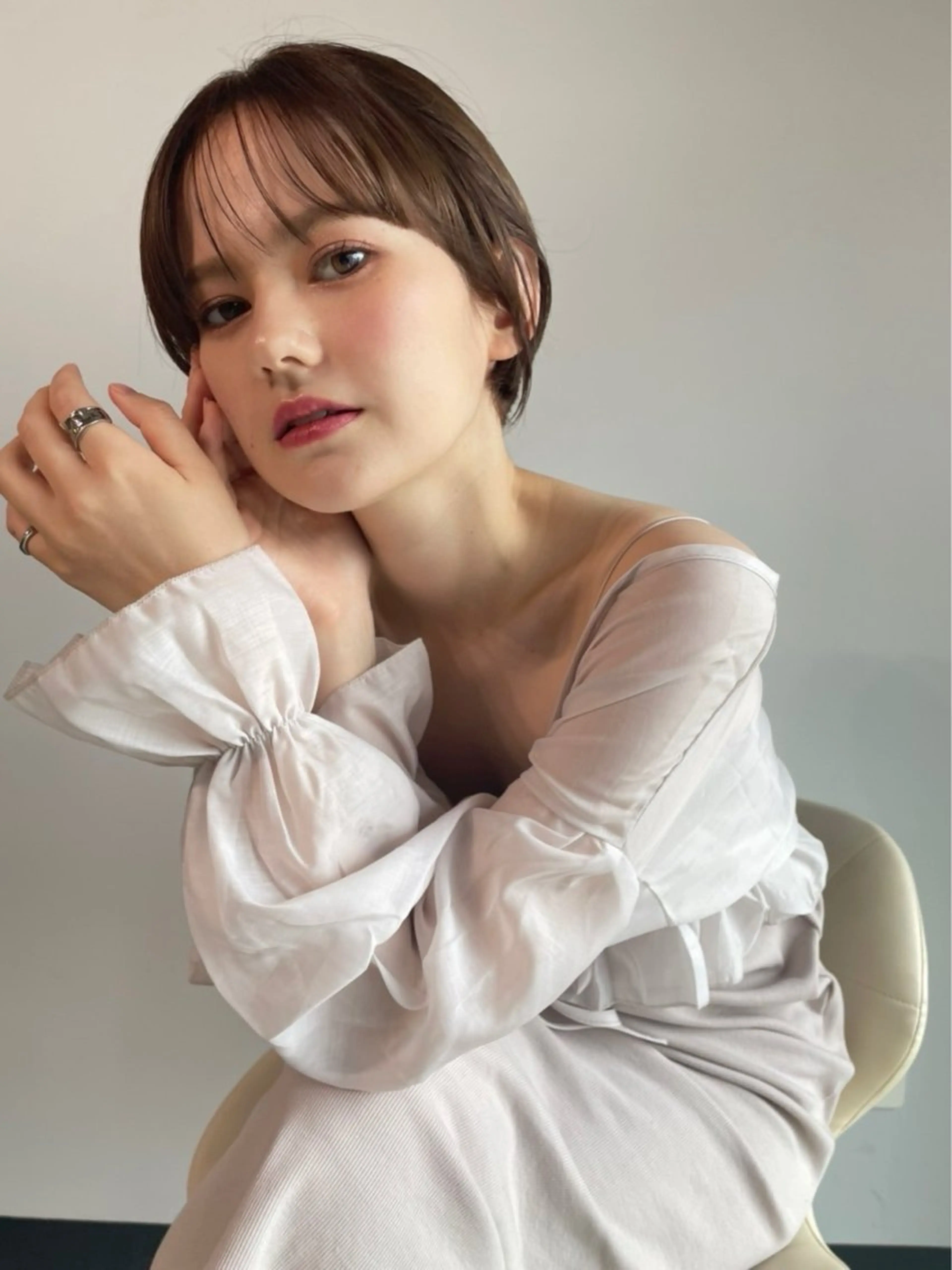 ショート カラー バレイヤージュ ブリーチ ケアブリーチ ダブルカラー イヤリングカラー カット ヘアカラー トリートメント Lulu 公式/すすきの/大通のヘアスタイル