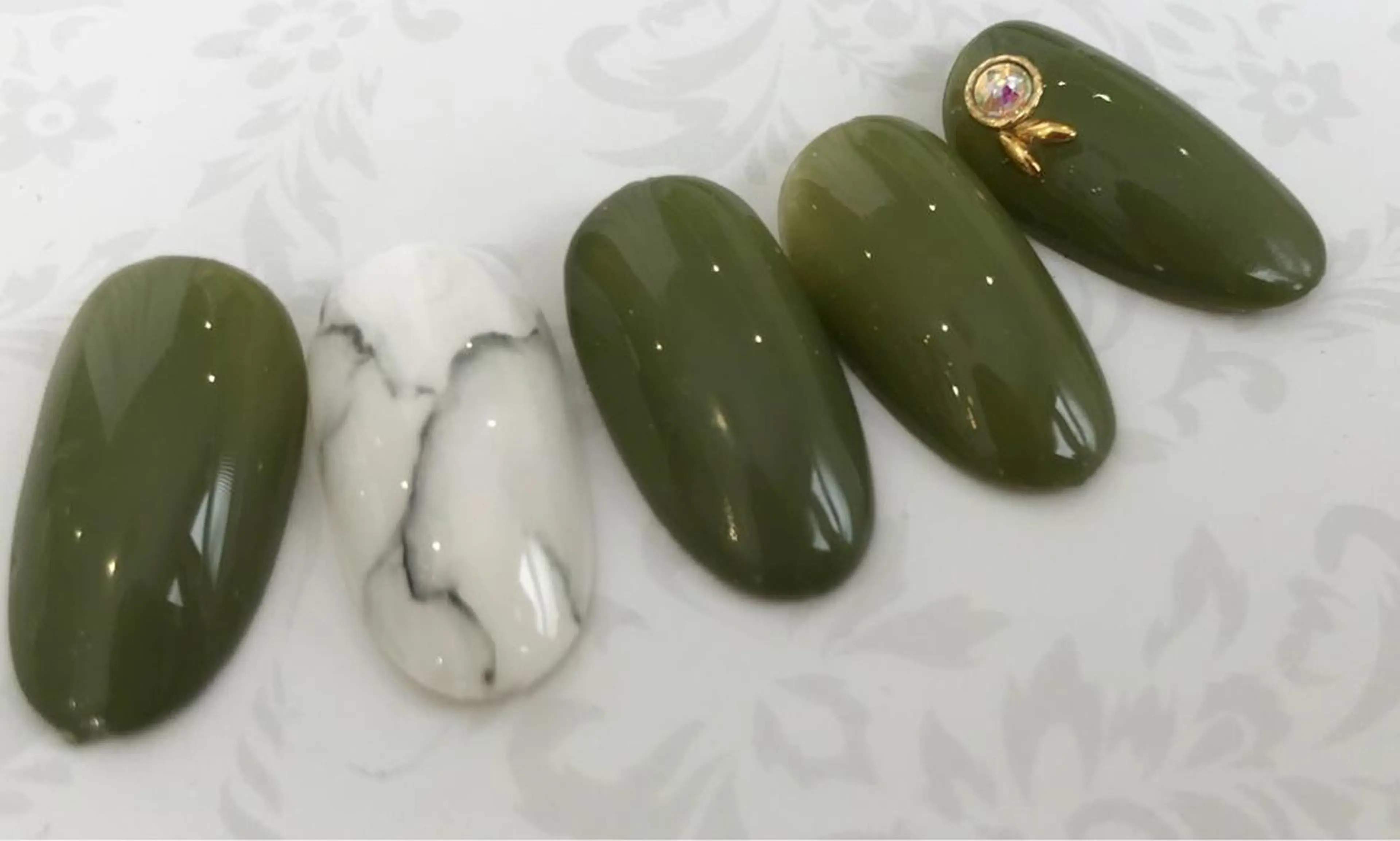 ネイル A.r.s nail所属・A.r.s. nailのネイルデザイン