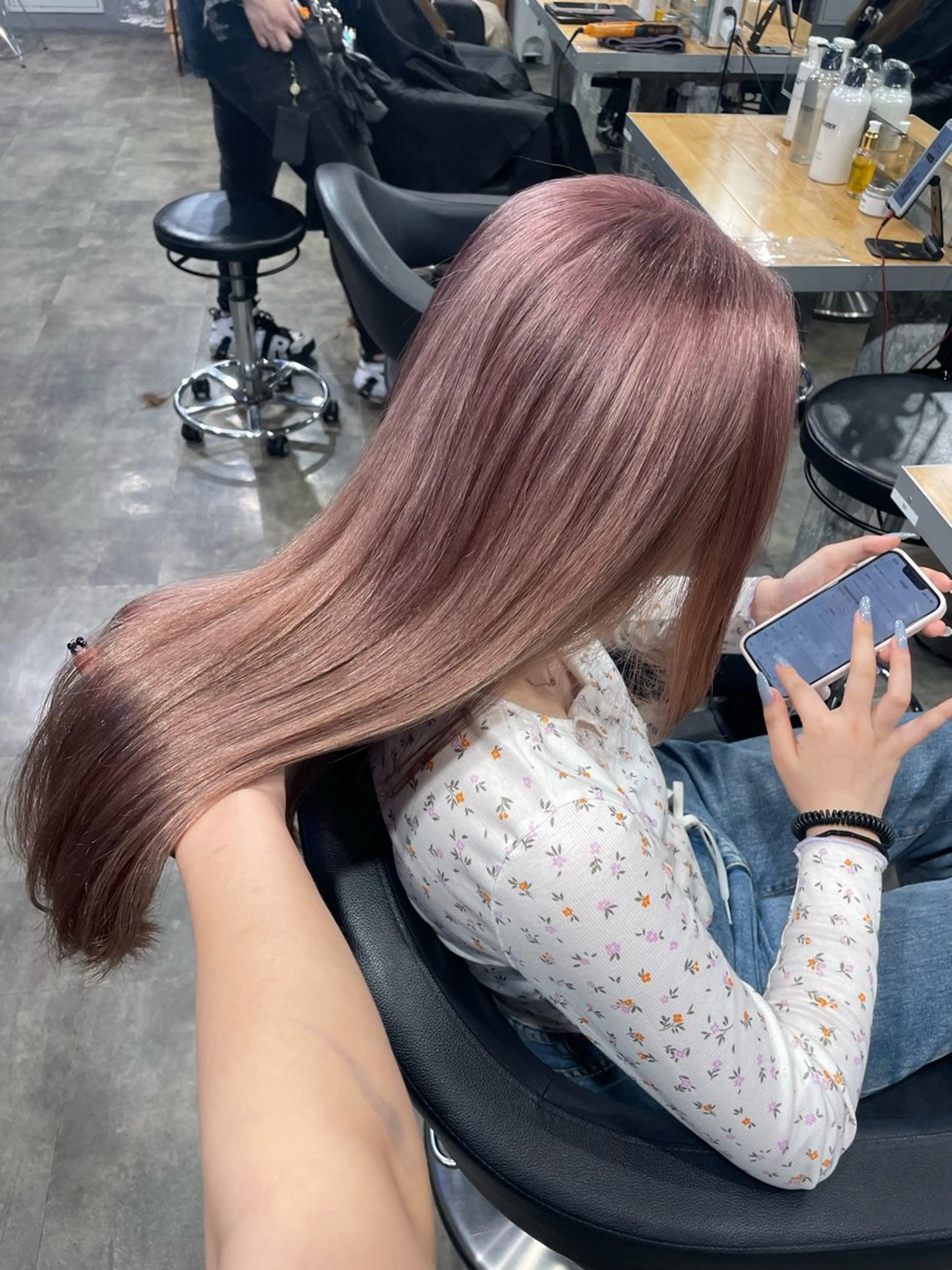 ロング カラー ヘアカラー ハイトーンブロンド 横浜💞ミオのヘアスタイル