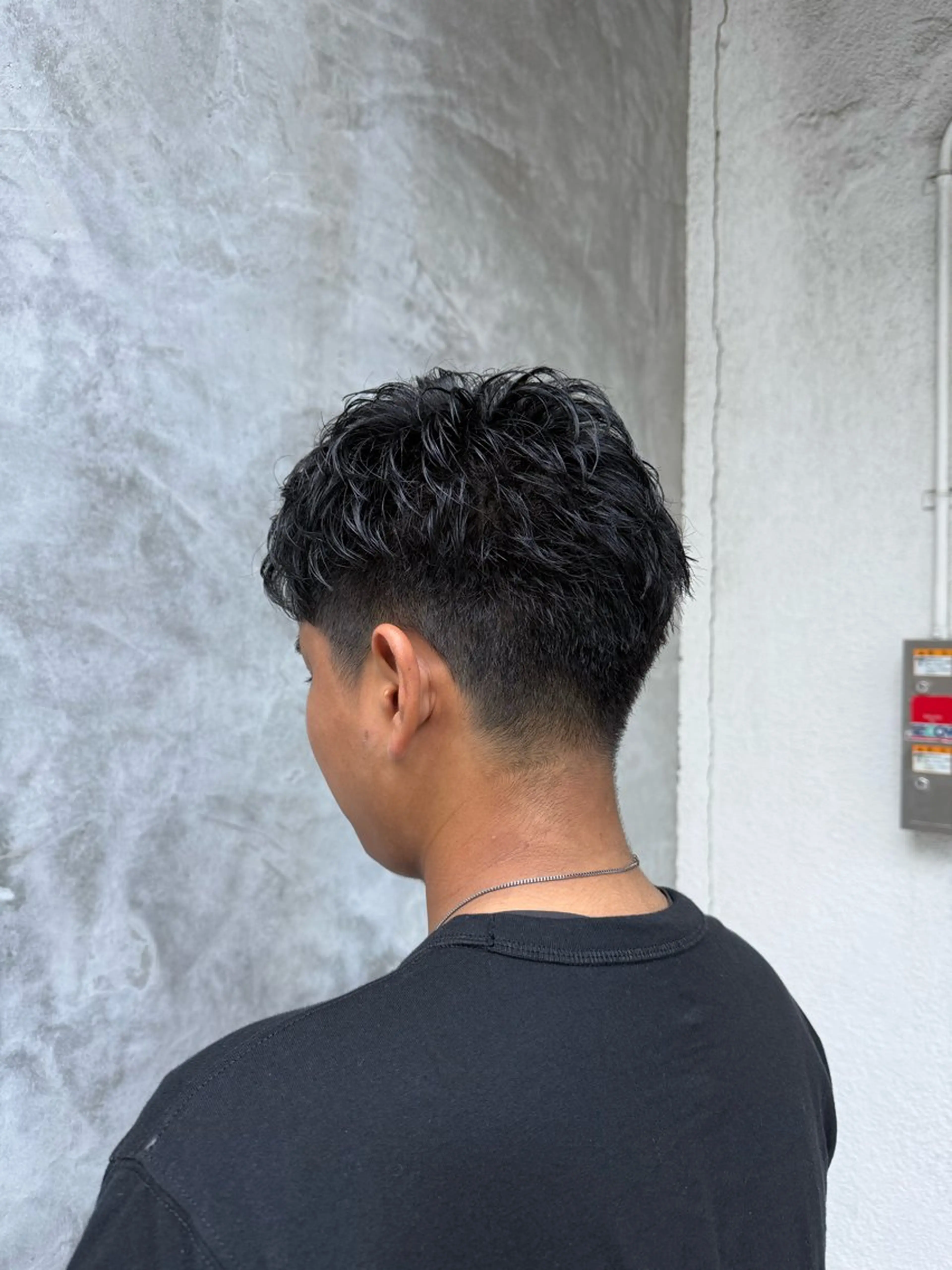 ショート パーマ メンズ 佐々木 恭介のヘアスタイル
