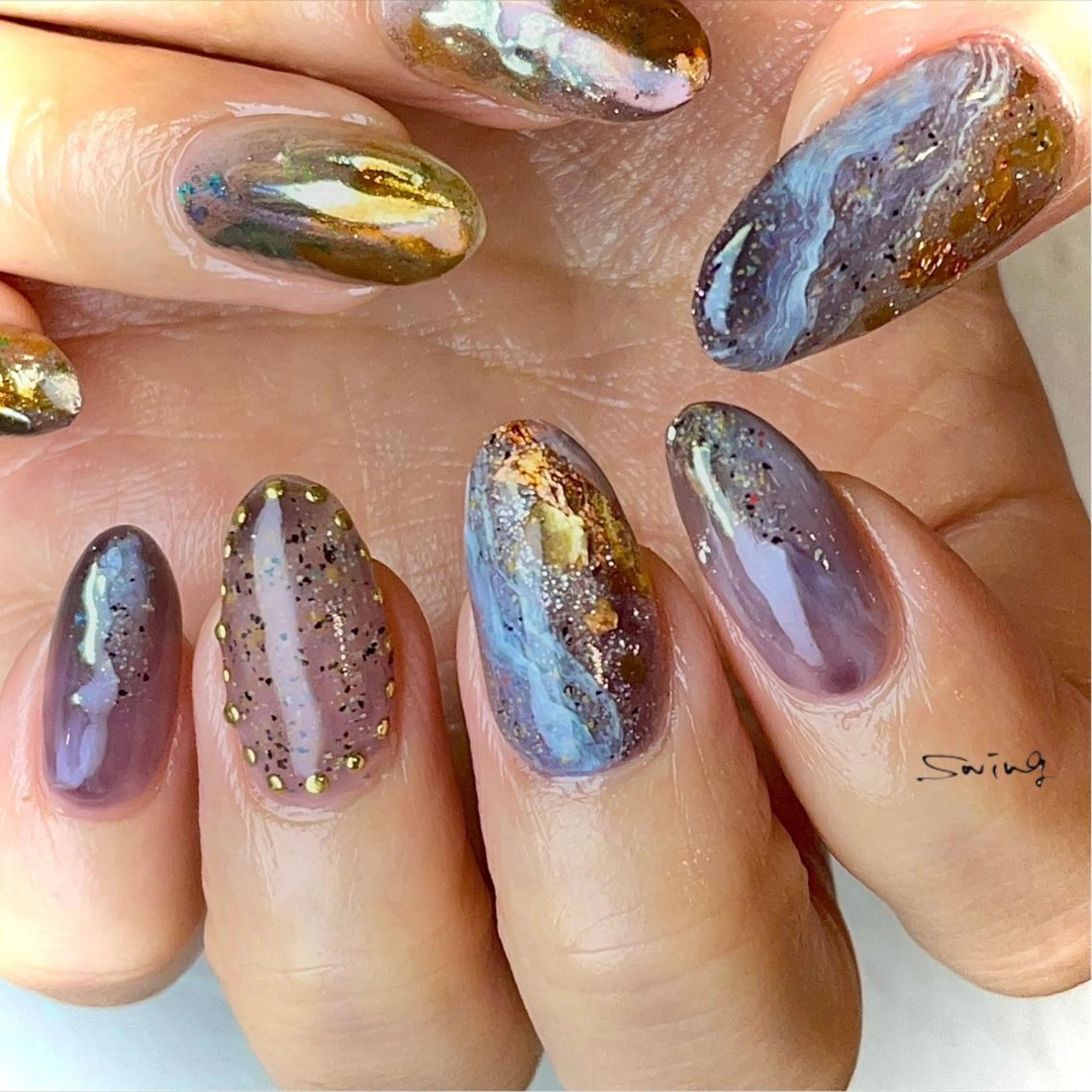 ネイル ニュアンスネイル ストーンネイル SWING Nail Salon所属・Yoshida Takakoのネイルデザイン