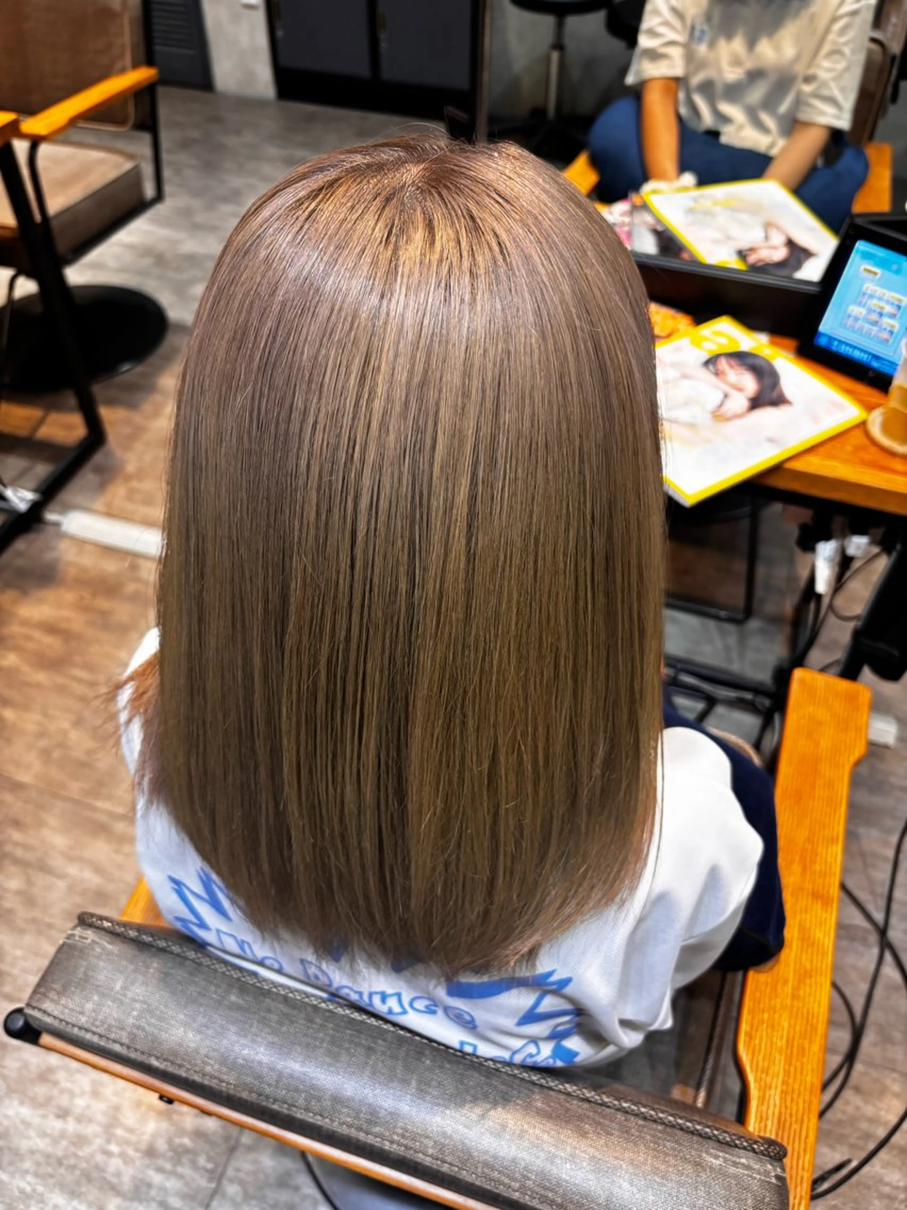 ミディアム カラー ヘアカラー 艶髪/縮毛矯正 /hikaruのヘアスタイル