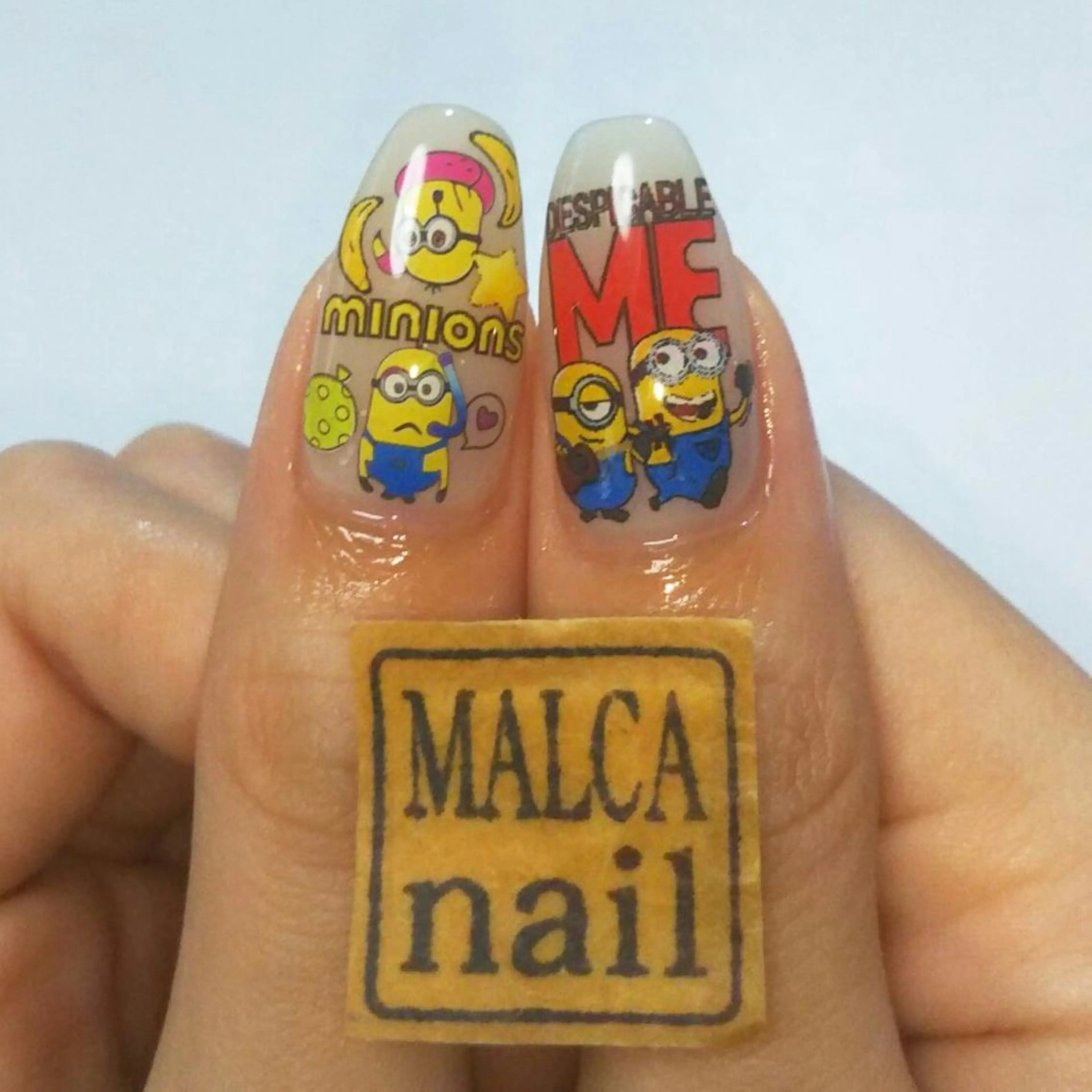 セミロング ヘアアレンジ パーマ ネイル キッズ MALCAnail(マルカネイル)所属・荒木 莉奈のネイルデザイン