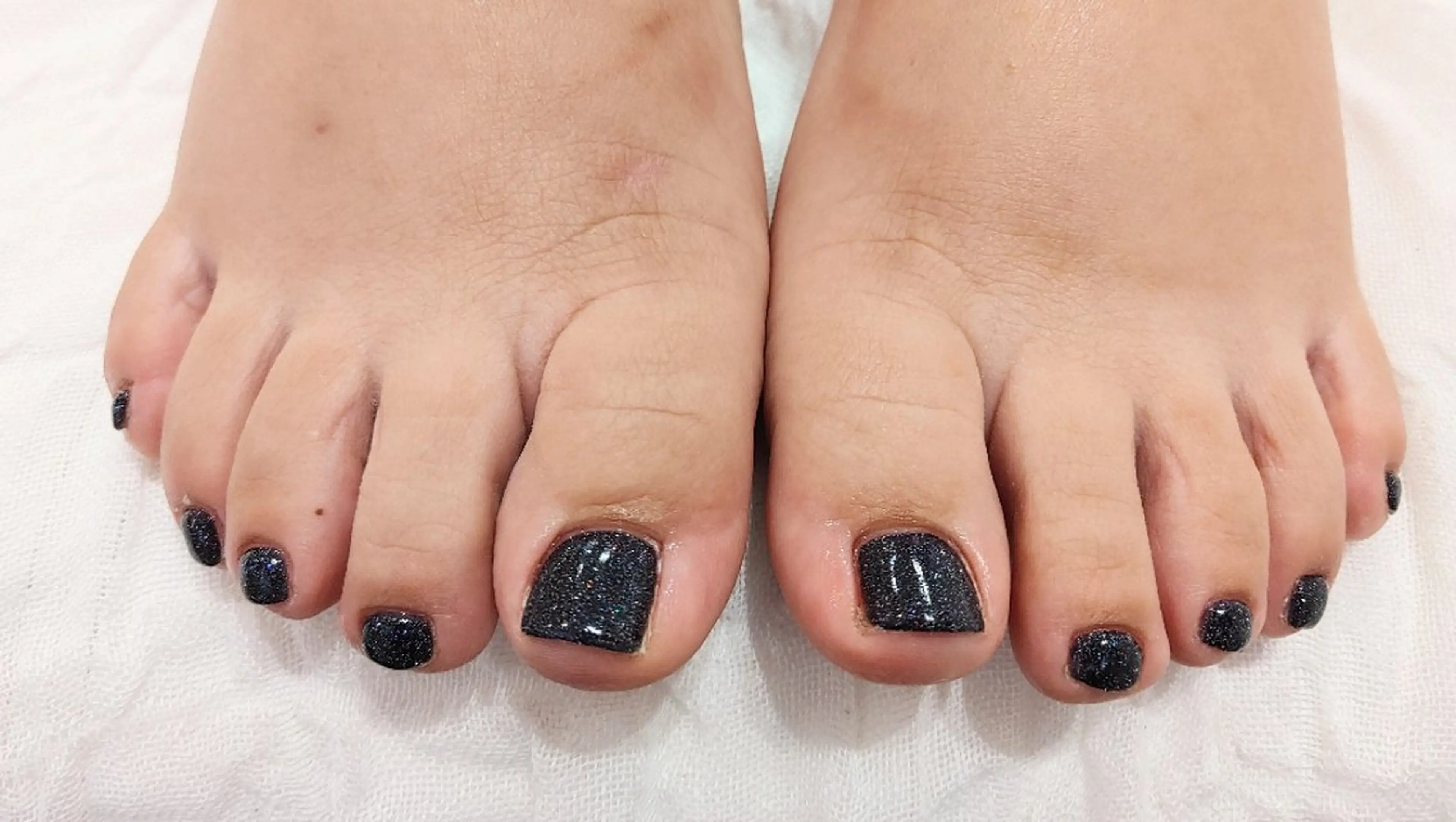 ネイル ラメ(グリッター) フットネイル La Luna アヤカのネイルデザイン