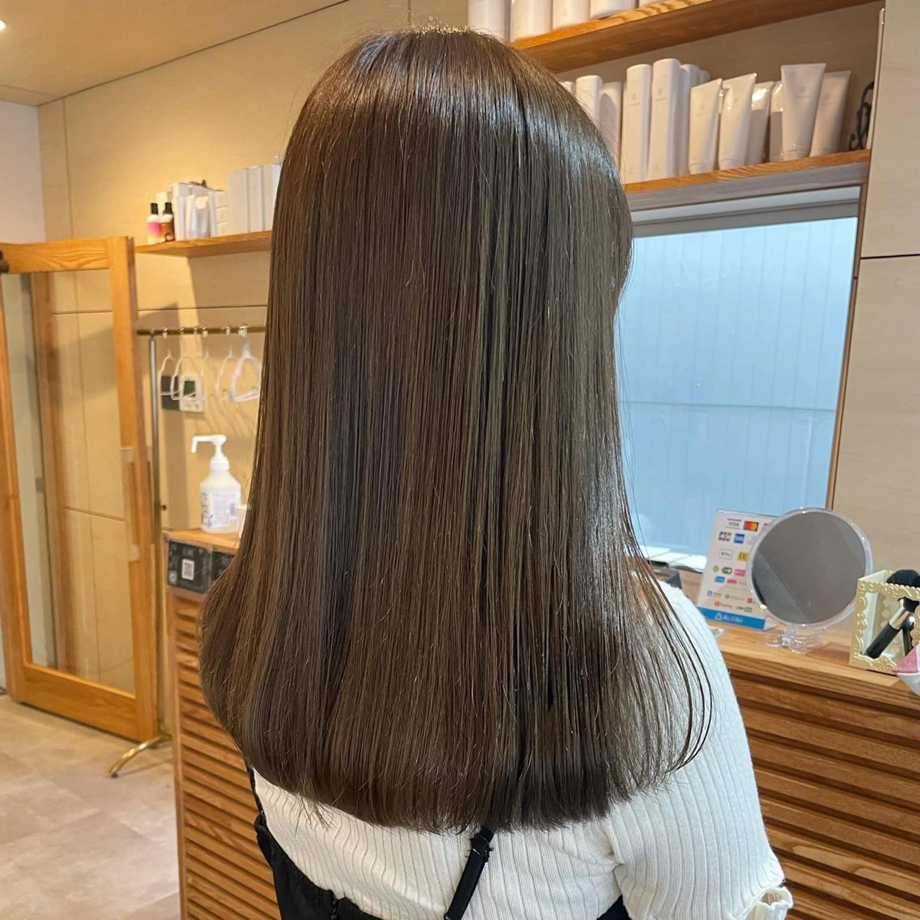 セミロング 縮毛矯正 ミズタ マイのヘアスタイル