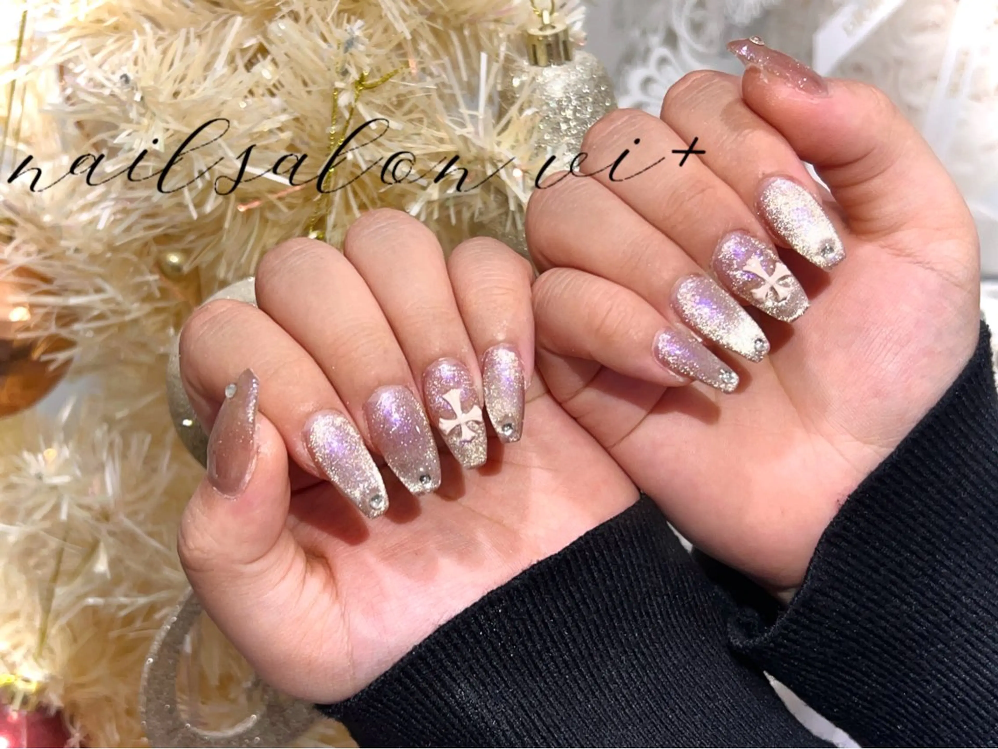 ネイル フットネイル nailsalon vi+新人LiLiのネイルデザイン