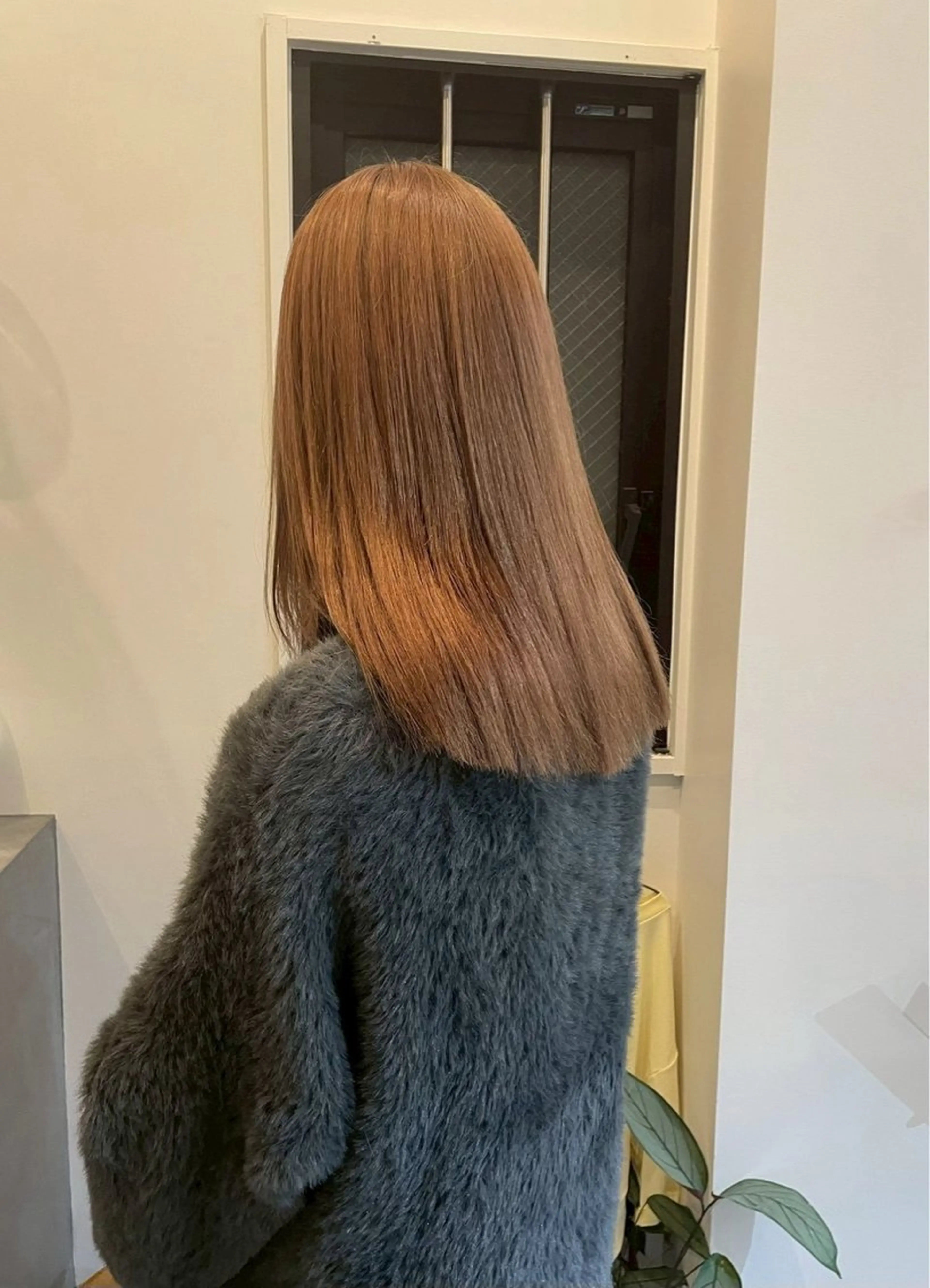 セミロング ヘアカラー anri/梅田/ 透明感カラーのヘアスタイル